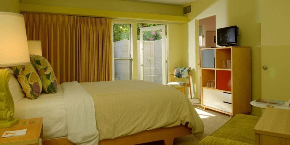 Orbit In - 21 and Over - A Town & Desert Boutique Hotel gallery photo in Palm Springs, CA — image 5