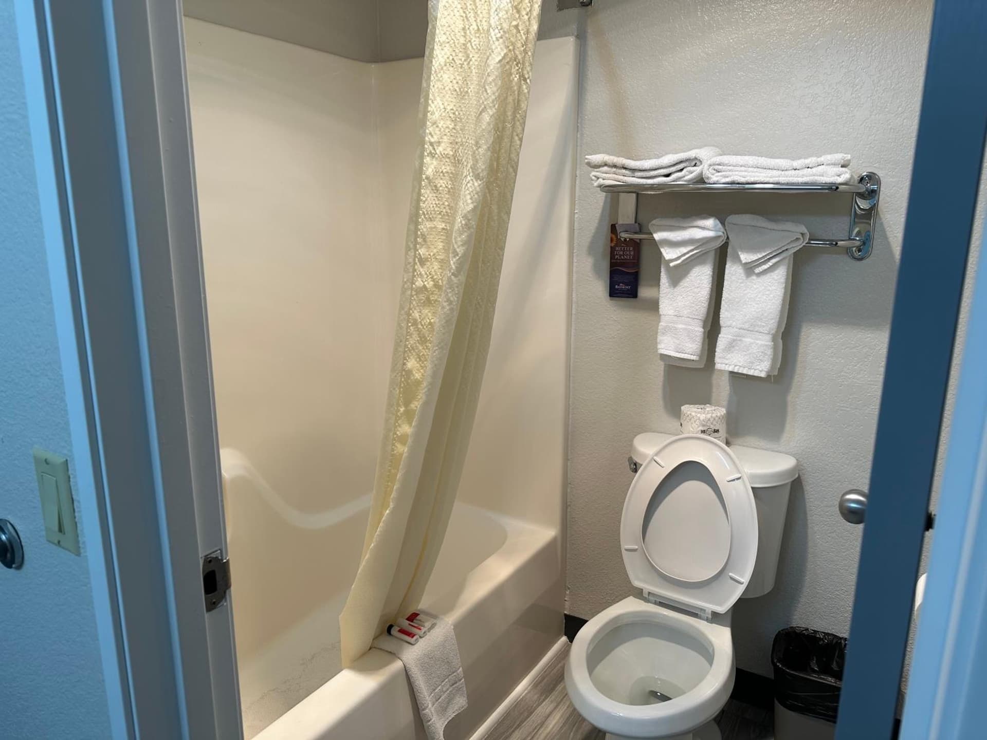 Baymont by Wyndham Omaha SW property views in Omaha, NE — gallery photo 3