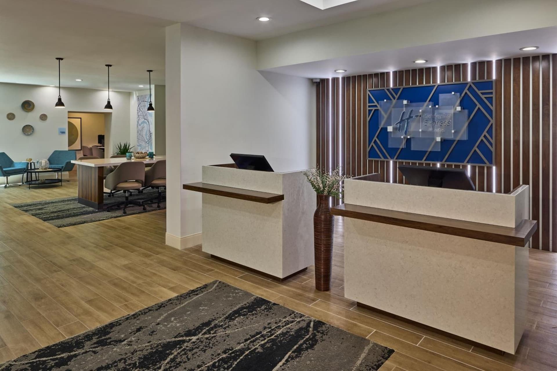 Holiday Inn Express & Suites Charleston DWTN - Medical CTR by IHG gallery photo in Charleston, SC — image 18