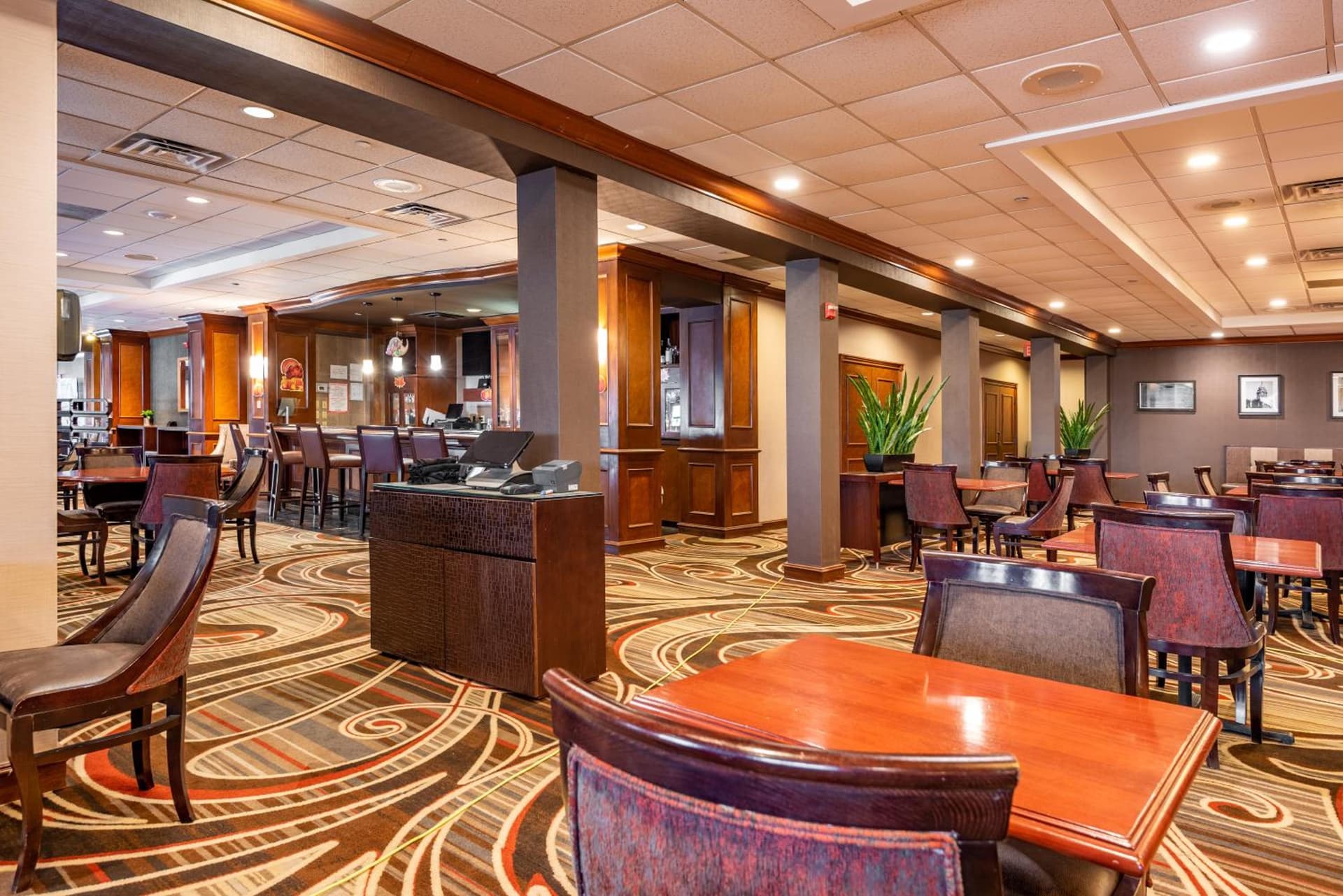 Wyndham Omaha Hotel - West Dodge gallery photo in Omaha, NE — image 62