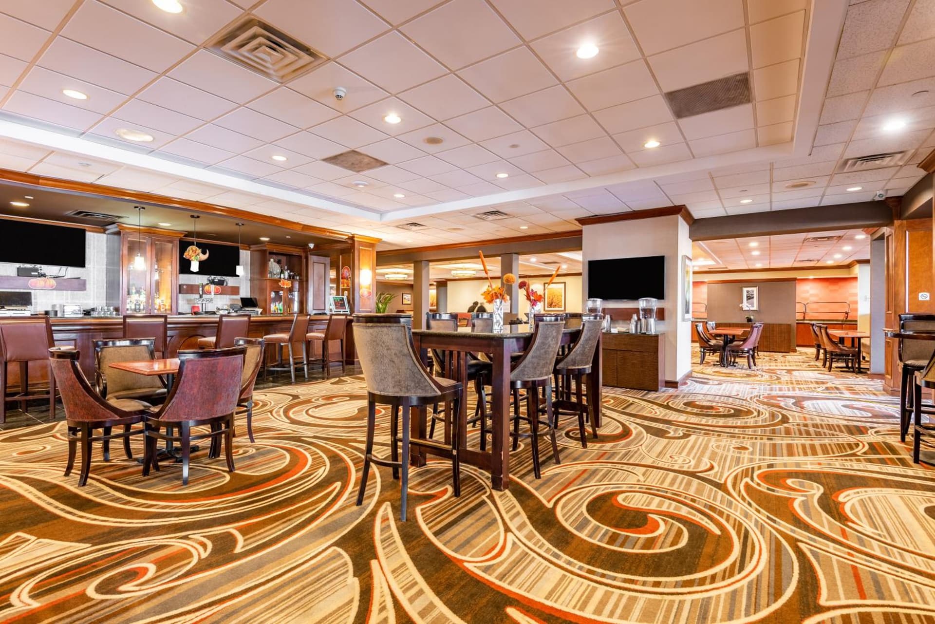 Wyndham Omaha Hotel - West Dodge interior in Omaha, NE — gallery photo 2