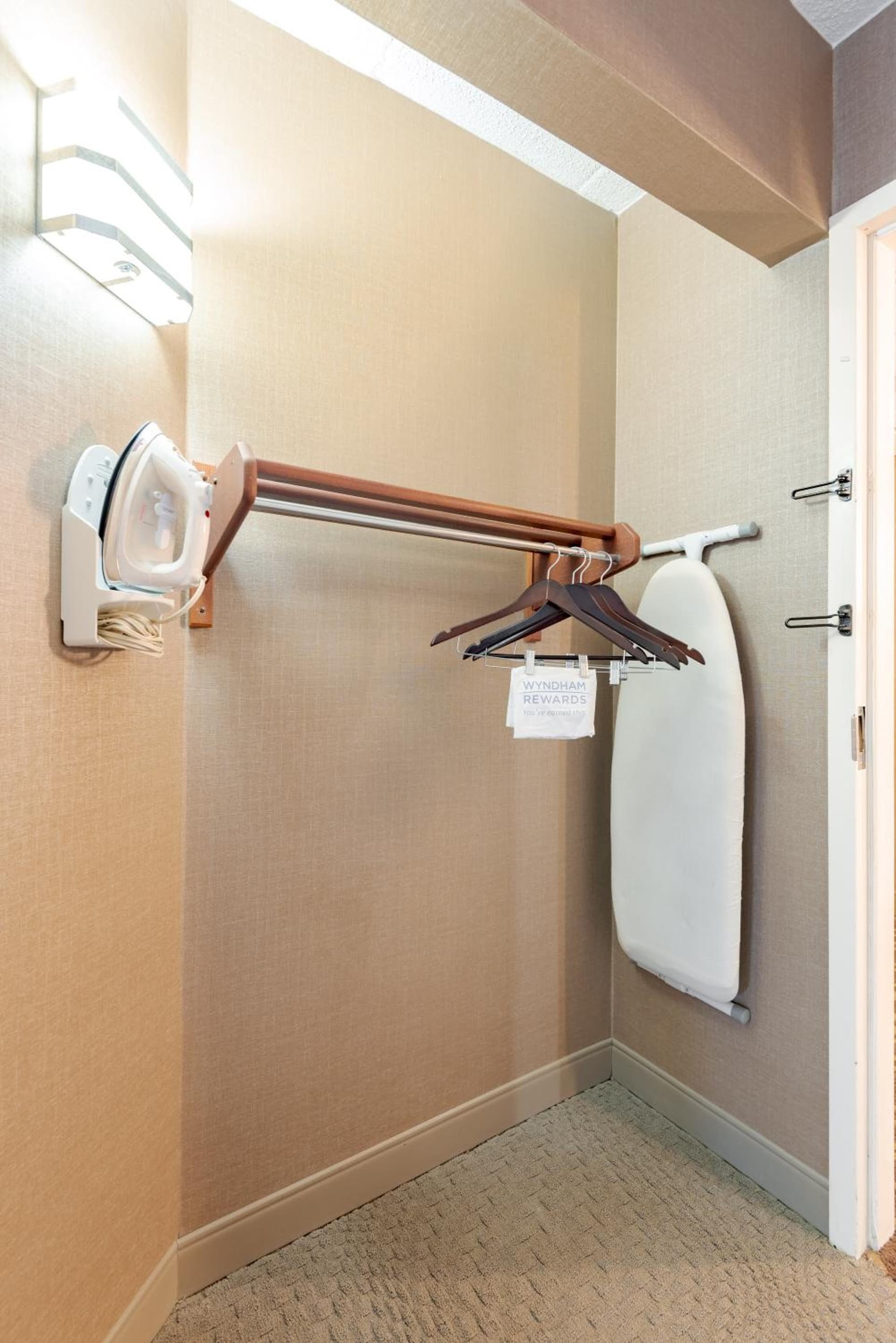 Wyndham Omaha Hotel - West Dodge gallery photo in Omaha, NE — image 34