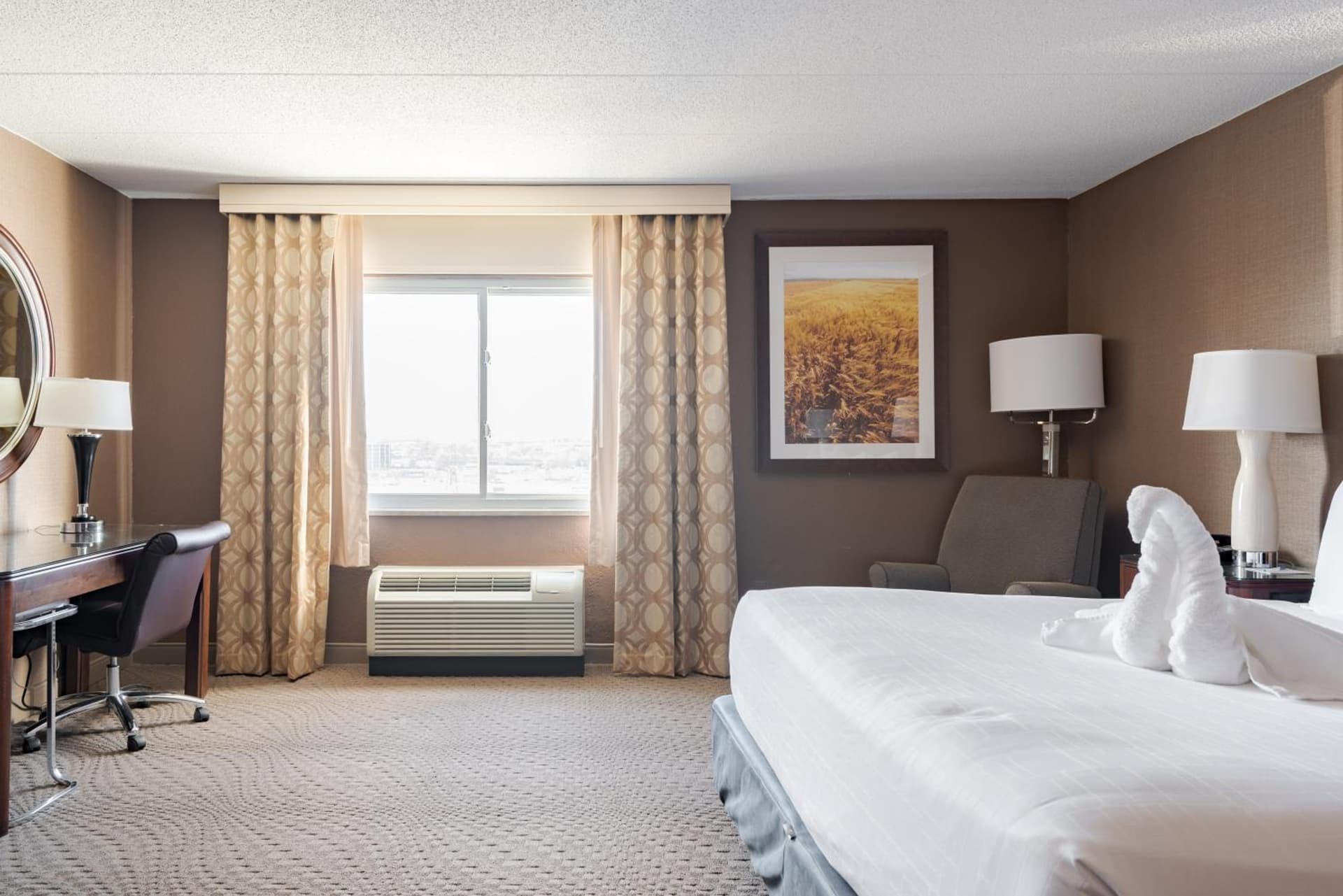 Wyndham Omaha Hotel - West Dodge gallery photo in Omaha, NE — image 41