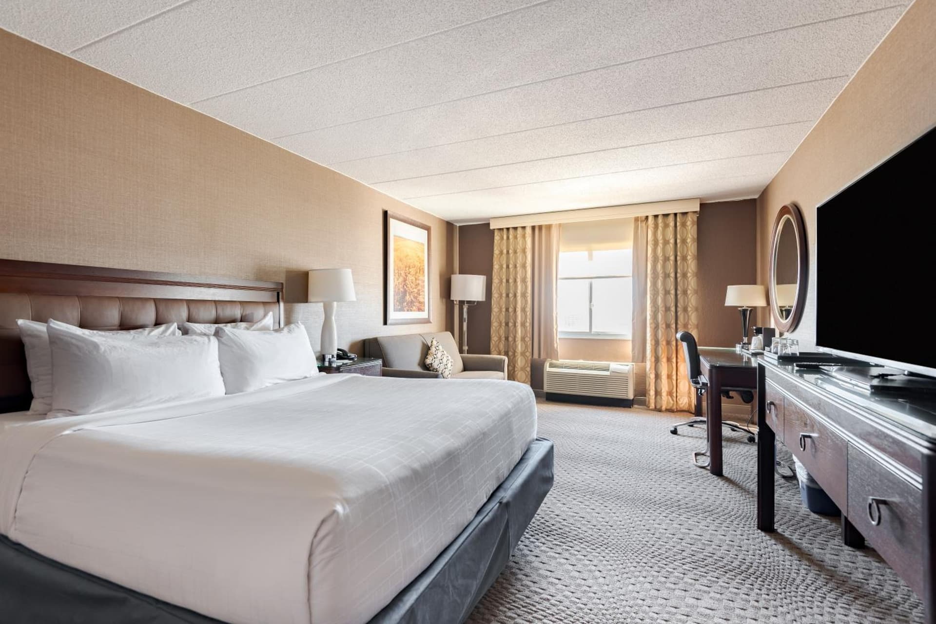 Wyndham Omaha Hotel - West Dodge gallery photo in Omaha, NE — image 38