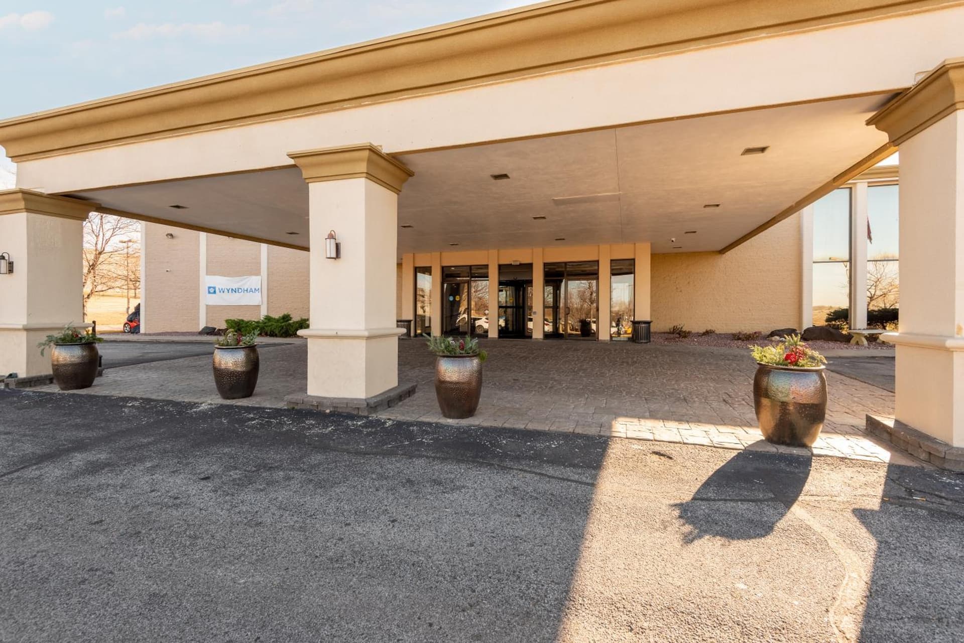 Wyndham Omaha Hotel - West Dodge gallery photo in Omaha, NE — image 61