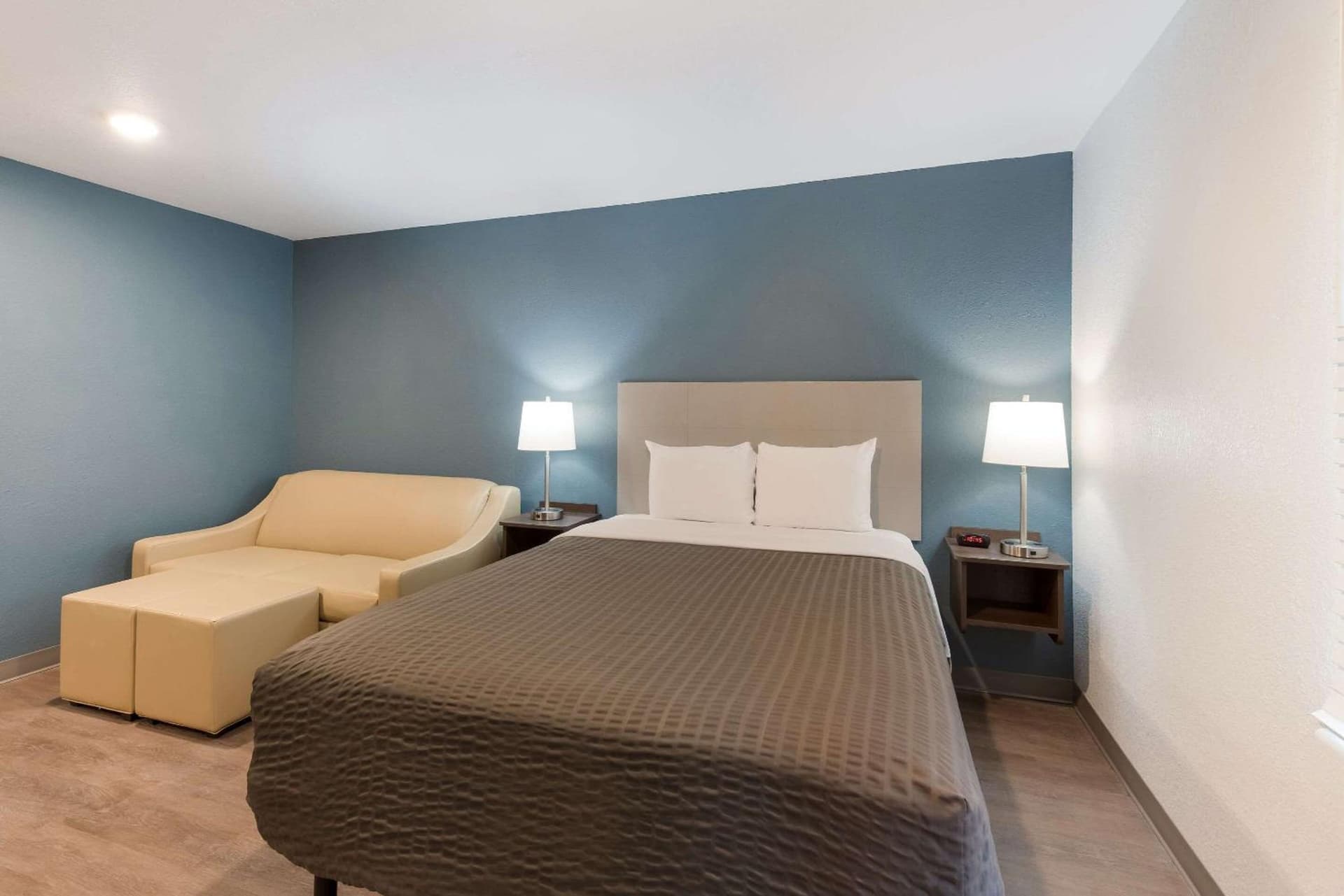 WoodSpring Suites Dayton North gallery photo in Dayton, OH — image 39