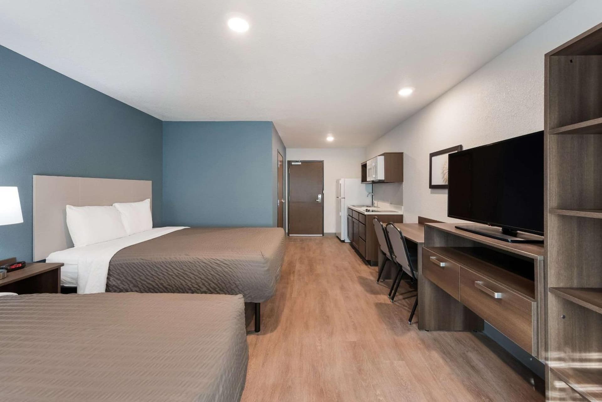 WoodSpring Suites Dayton North gallery photo in Dayton, OH — image 6
