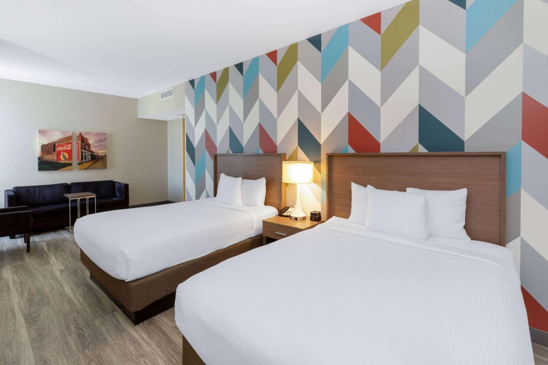 La Quinta Inn & Suites by Wyndham Tulsa Downtown - Route 66 gallery photo in Tulsa, OK — image 14