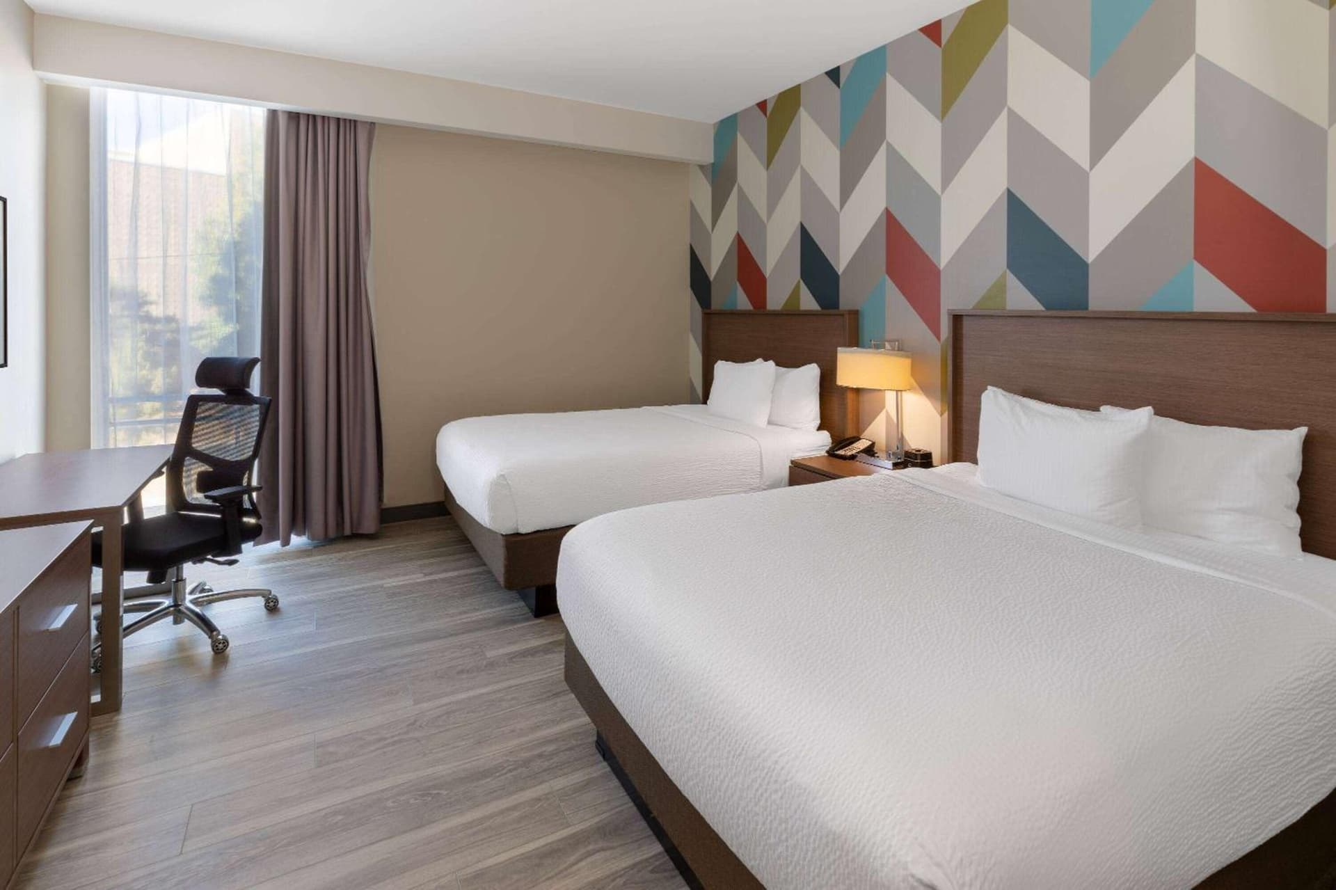 La Quinta Inn & Suites by Wyndham Tulsa Downtown - Route 66 gallery photo in Tulsa, OK — image 25