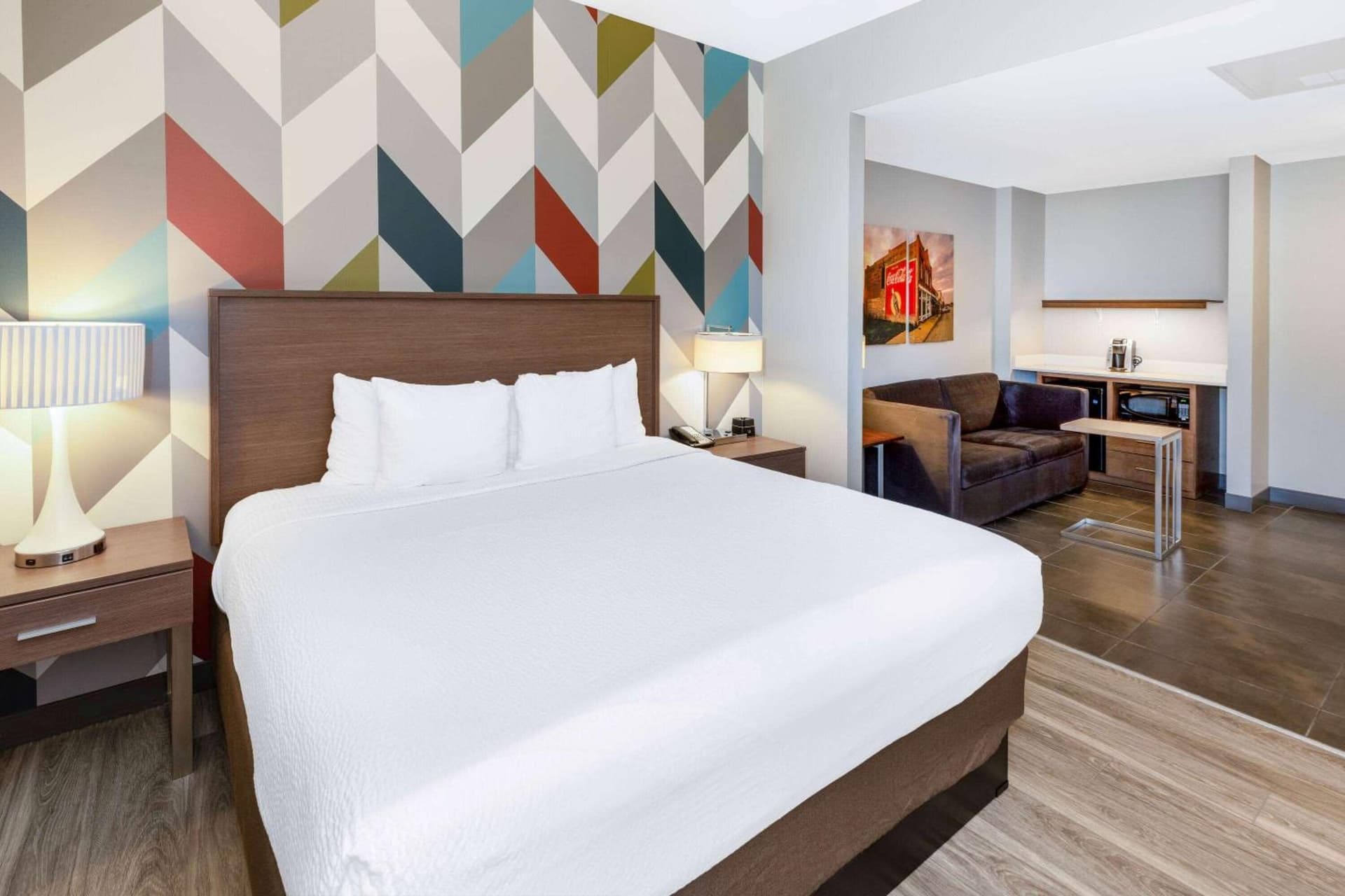 La Quinta Inn & Suites by Wyndham Tulsa Downtown - Route 66 gallery photo in Tulsa, OK — image 23