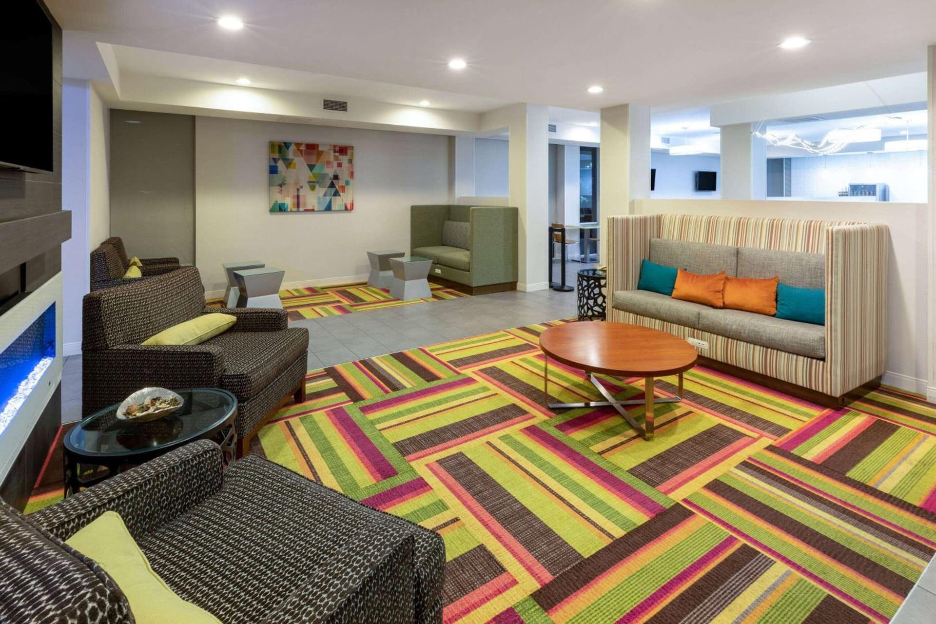 La Quinta Inn & Suites by Wyndham Tulsa Downtown - Route 66 gallery photo in Tulsa, OK — image 35