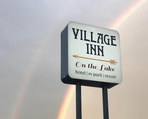 Village Inn on the Lake property views in Two Rivers, WI — gallery photo 3