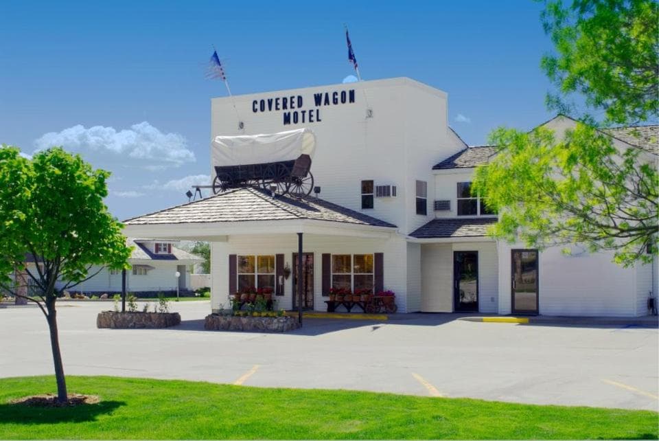 Covered Wagon Motel Lusk WY featured exterior or lobby in Lusk, WY — similar hotel