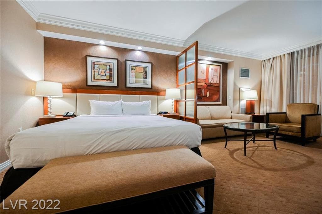 MGM signature tower 1 property views in Las Vegas, NV — gallery photo 3