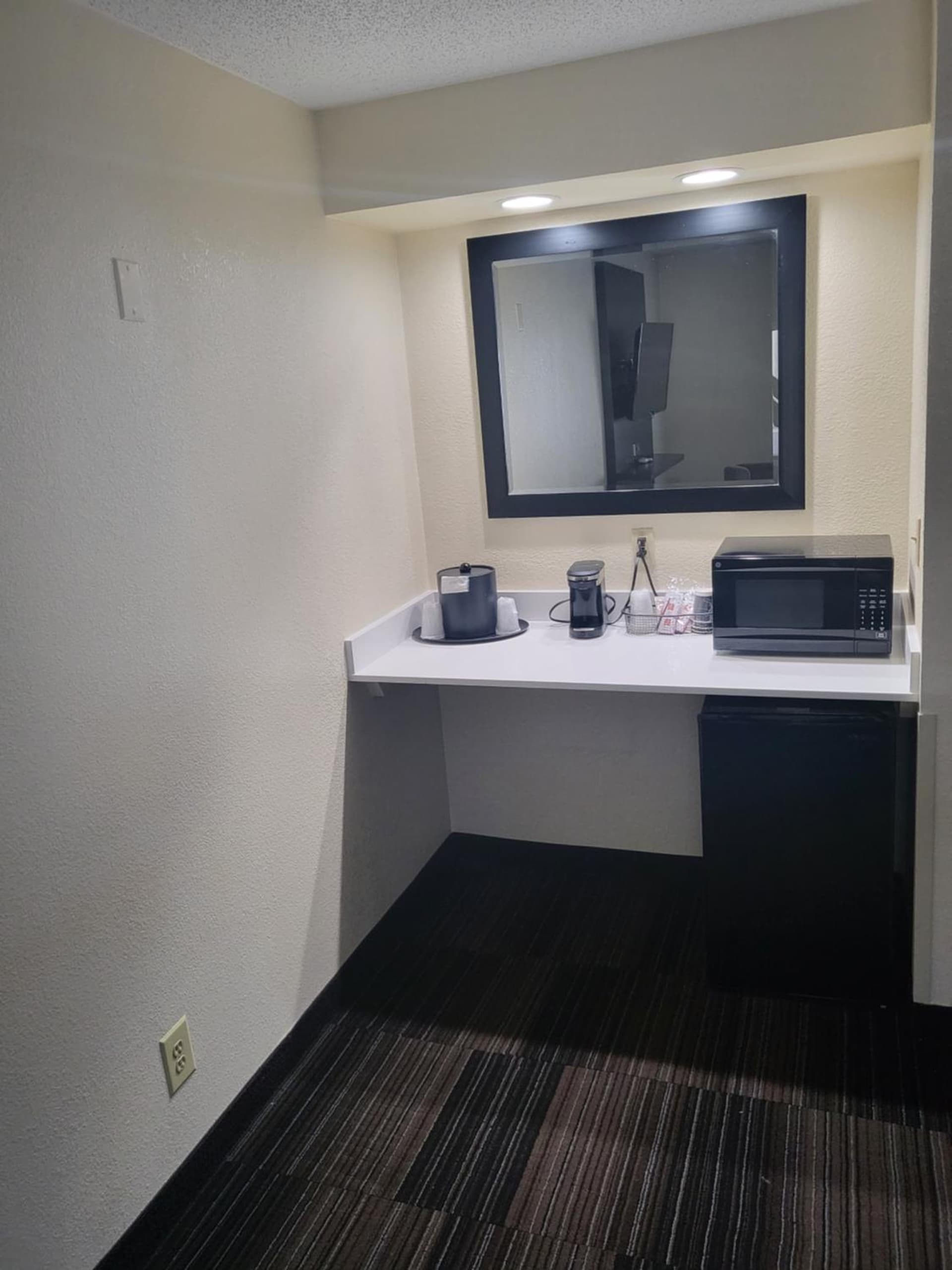 Club Hotel Nashville Inn & Suites gallery photo in Nashville, TN — image 39