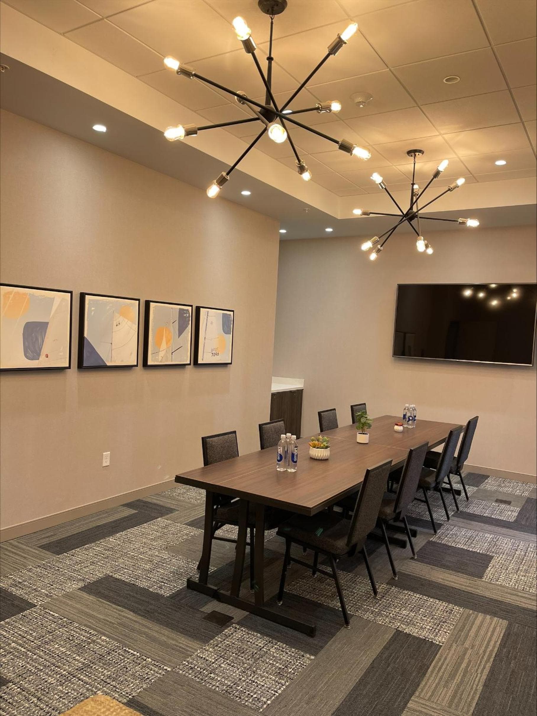 Cambria Hotel Minneapolis Downtown interior in Minneapolis, MN — gallery photo 2