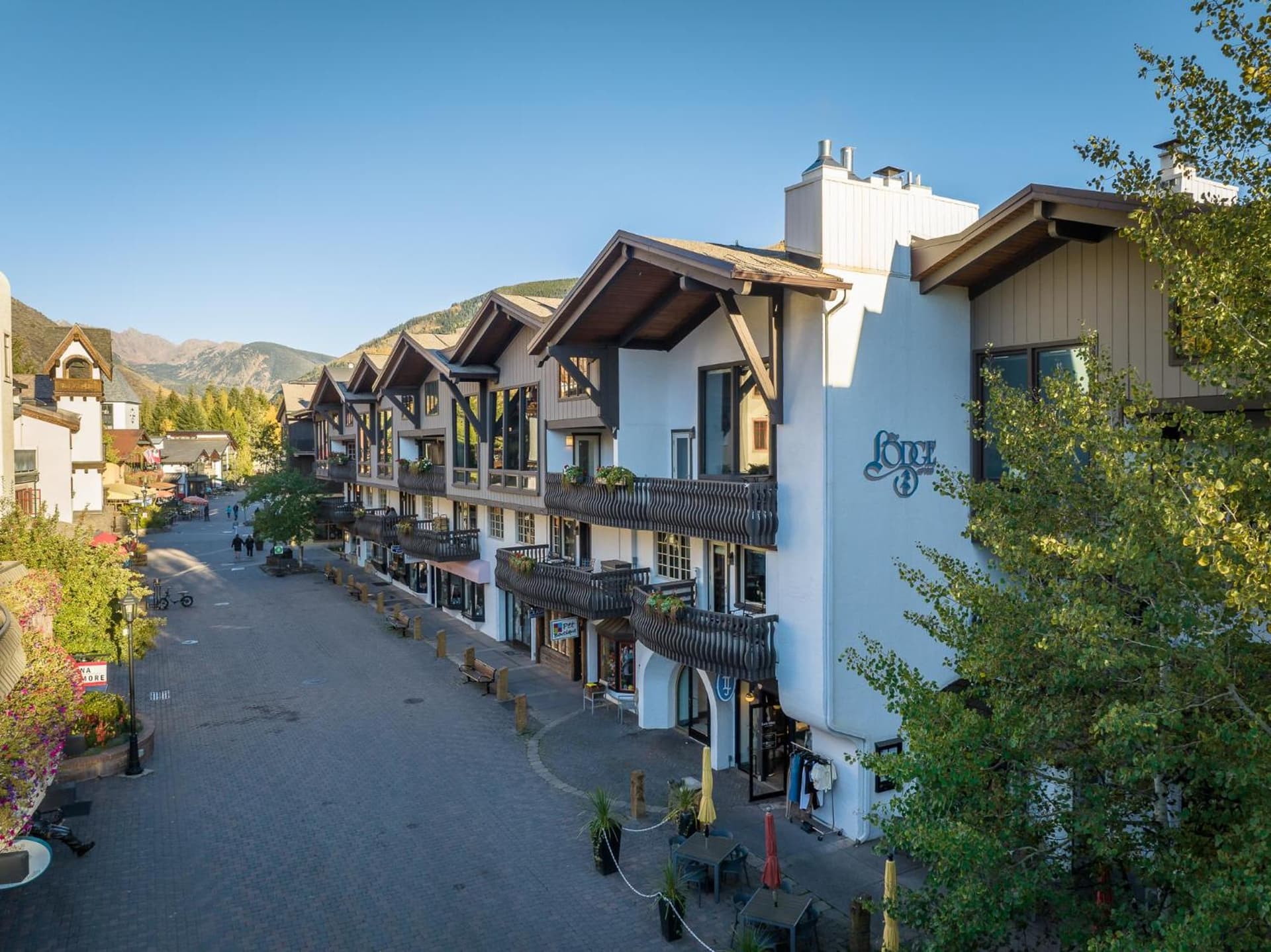 Lodge at Vail Condominiums interior in Vail, CO — gallery photo 2