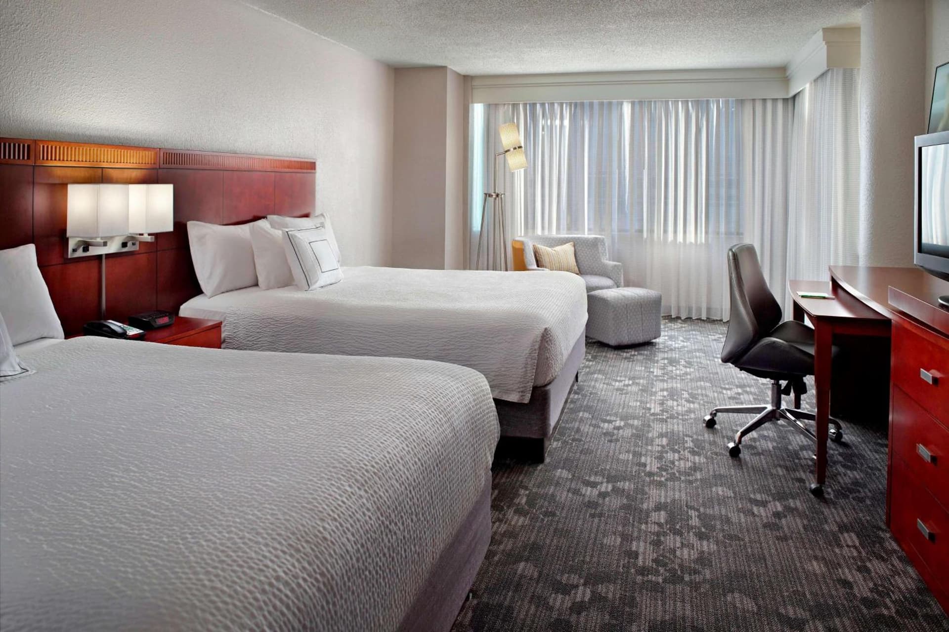 Sonesta Select Atlanta Cumberland Galleria Ballpark gallery photo in Atlanta, GA — image 21