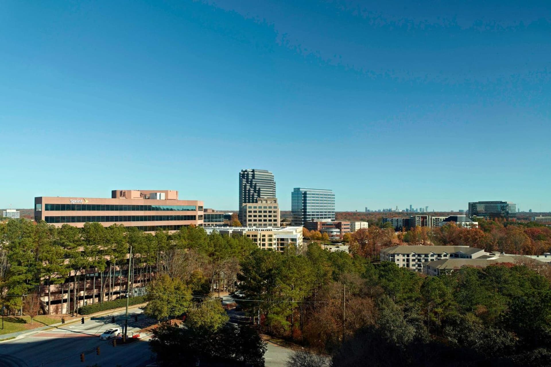 Sonesta Select Atlanta Cumberland Galleria Ballpark property views in Atlanta, GA — gallery photo 3