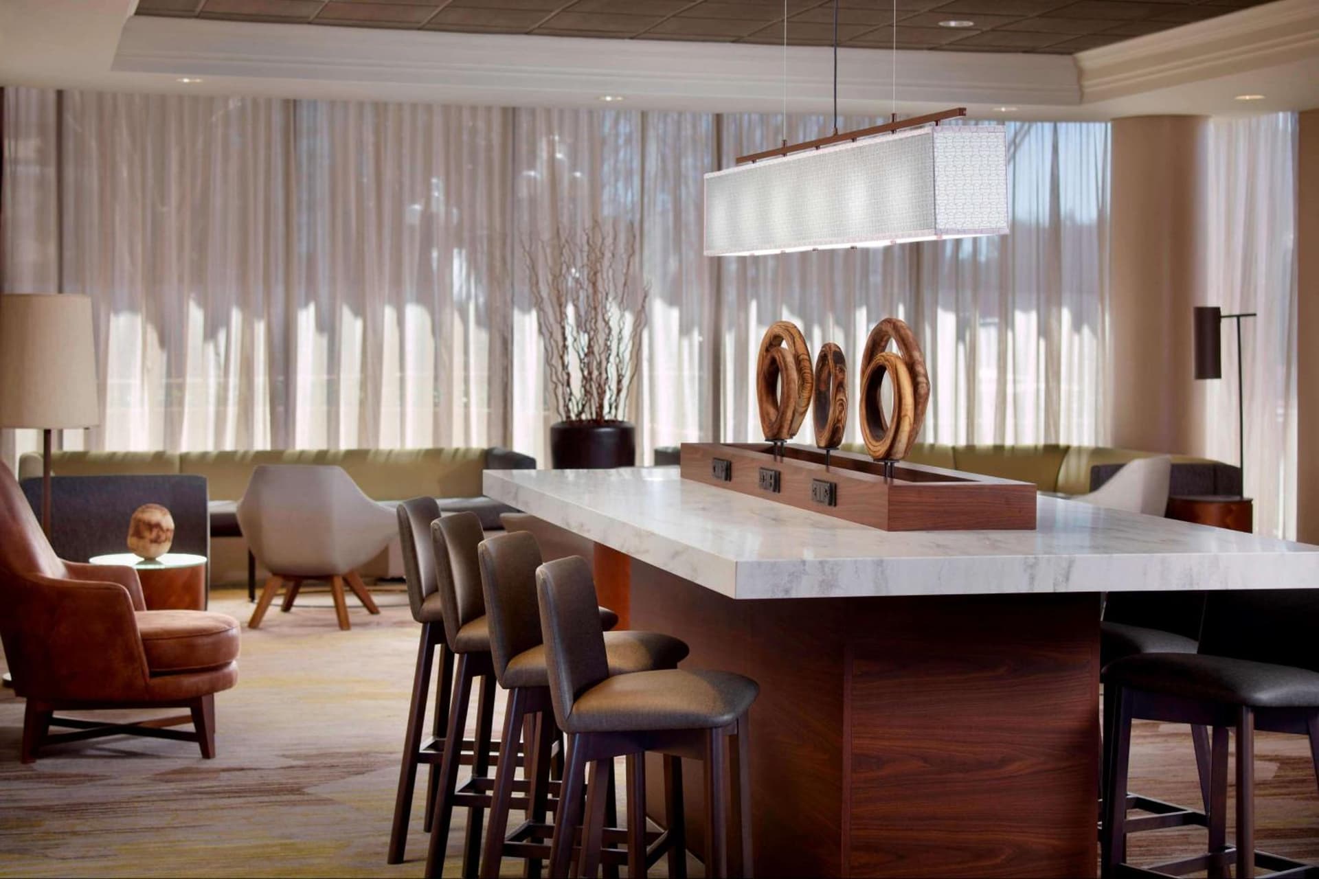 Sonesta Select Atlanta Cumberland Galleria Ballpark gallery photo in Atlanta, GA — image 15