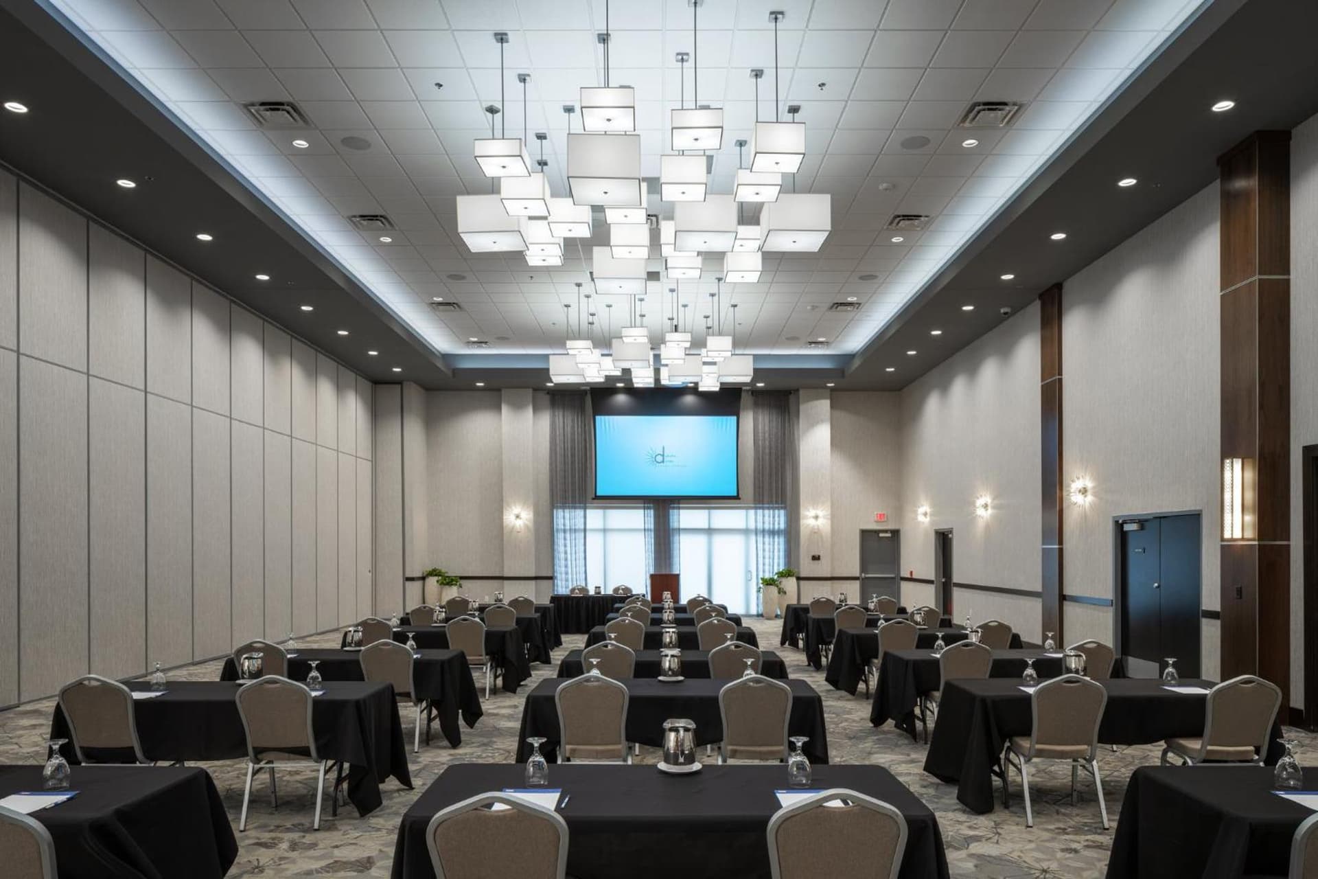 Holiday Inn Express & Suites Sioux City North - Event Center by IHG gallery photo in Dakota Dunes, SD — image 9
