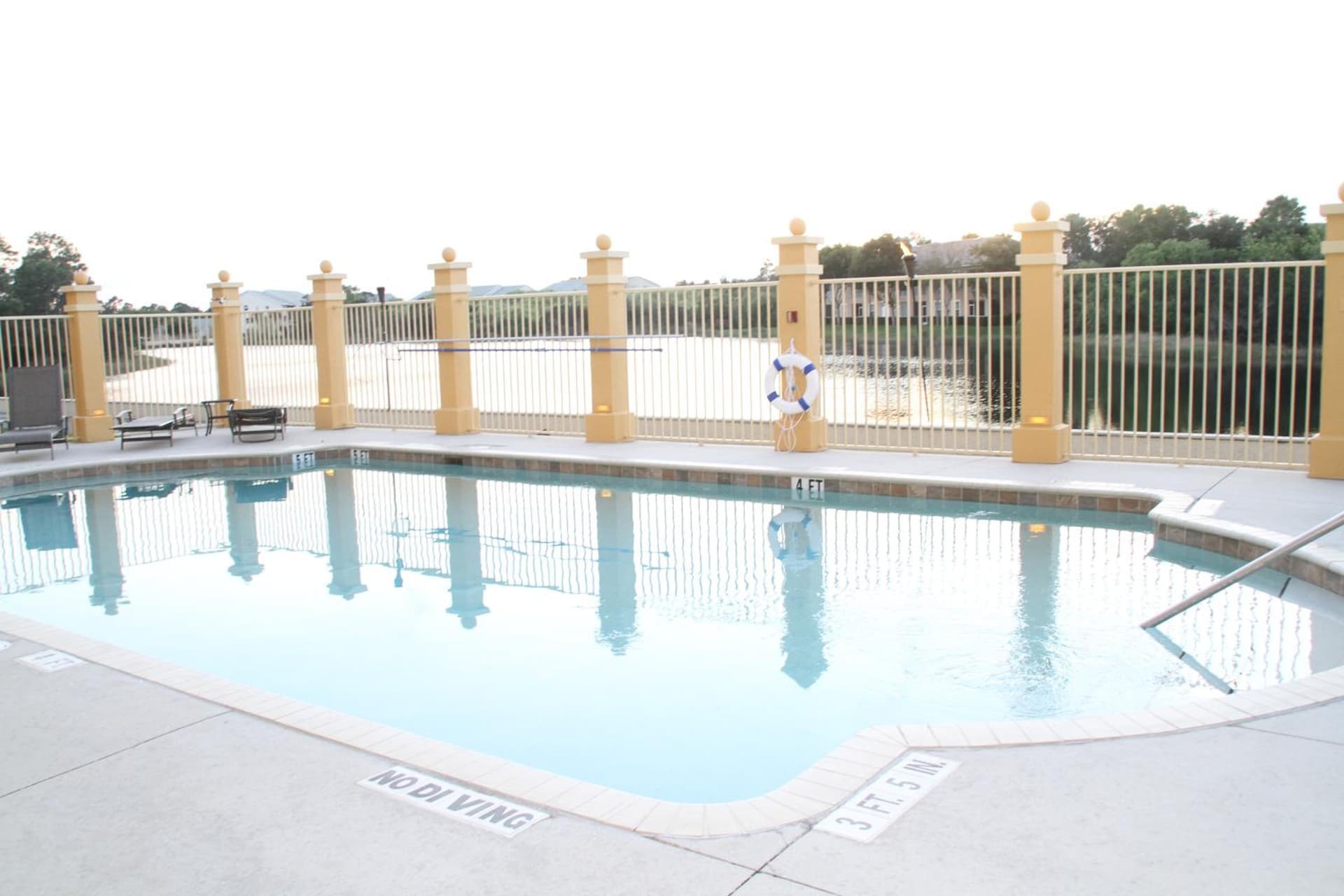 La Quinta by Wyndham Bonita Springs Naples North gallery photo in Bonita Springs, FL — image 12