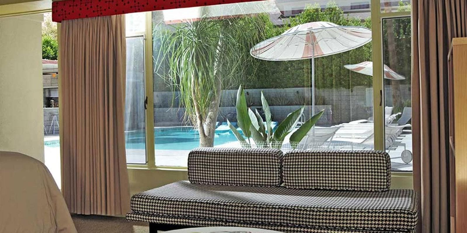 Orbit In - 21 and Over - A Town & Desert Boutique Hotel gallery photo in Palm Springs, CA — image 7