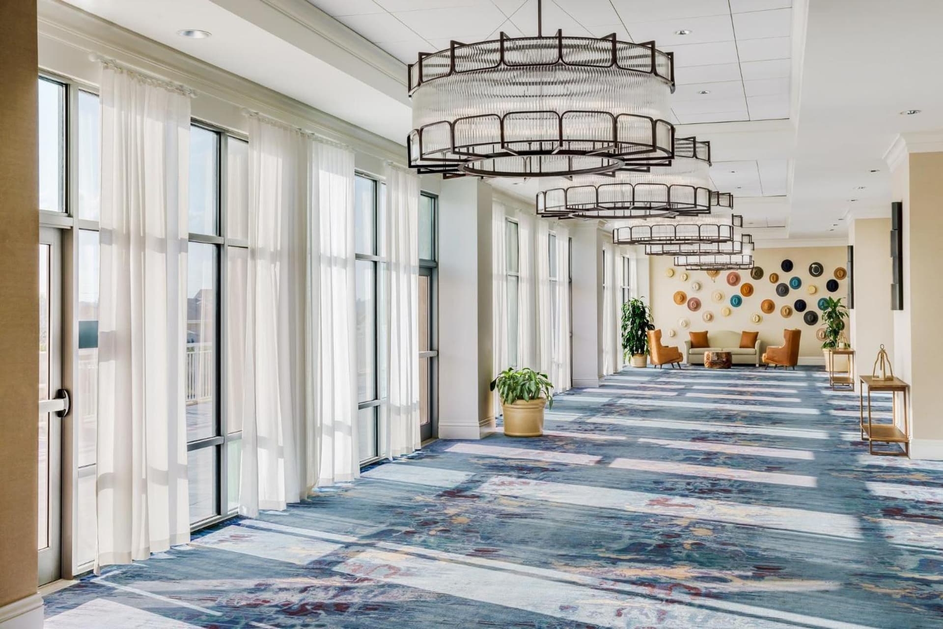 Holiday Inn Resort Lumina on Wrightsville Beach by IHG interior in Wrightsville Beach, NC — gallery photo 2