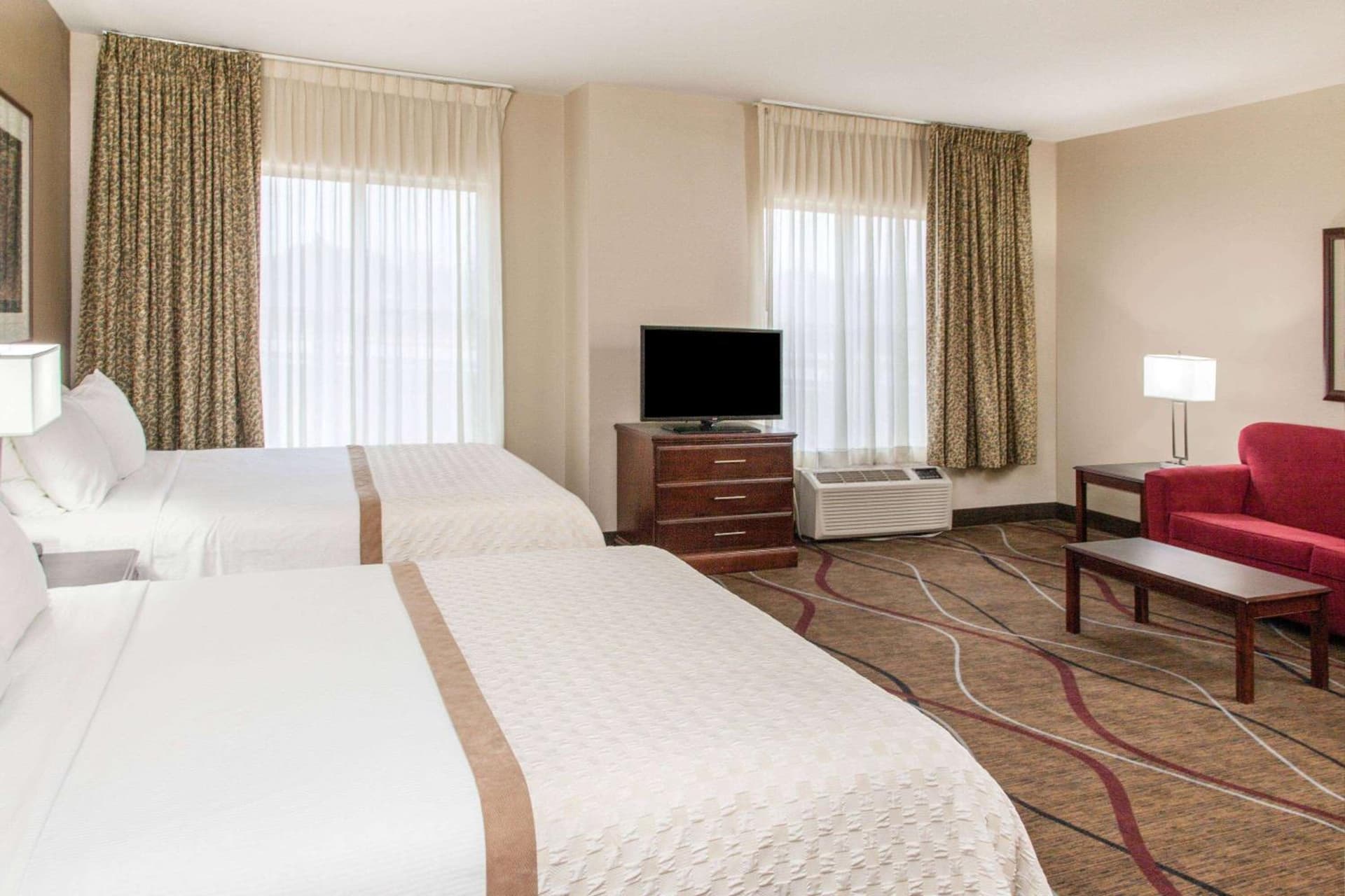 Hawthorn Extended Stay by Wyndham Bloomington gallery photo in Bloomington, IL — image 27