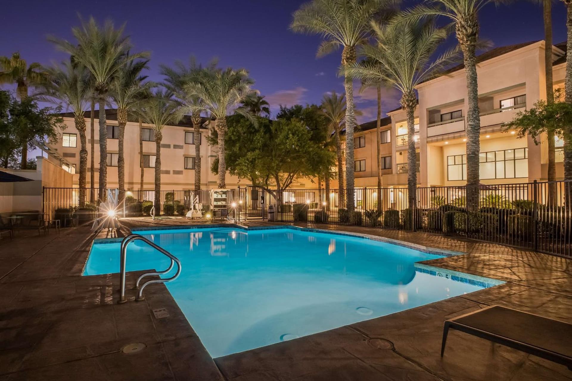 Sonesta Select Phoenix Chandler gallery photo in Chandler, AZ — image 9