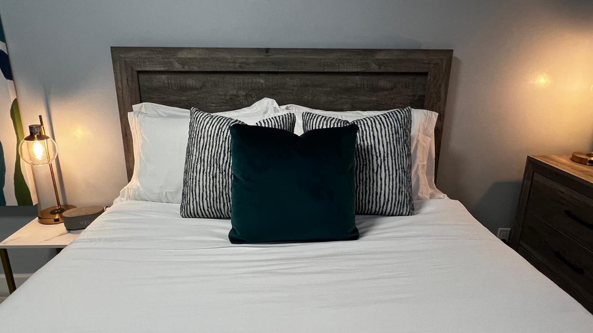 Oceano Suites Daytona Beach interior in Daytona Beach, FL — gallery photo 2