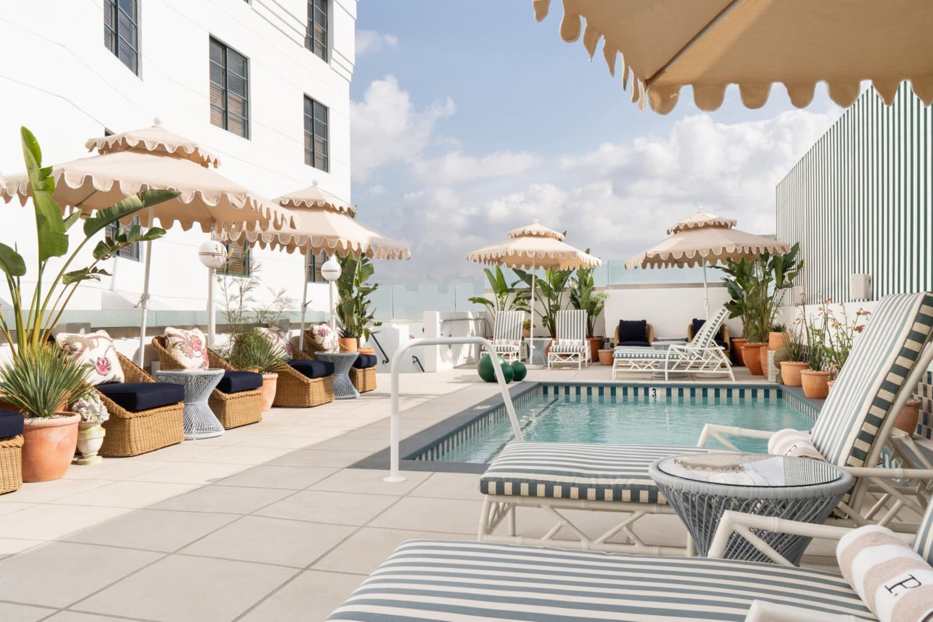 Palihouse West Hollywood at Beverly Hills interior in Los Angeles, CA — gallery photo 2