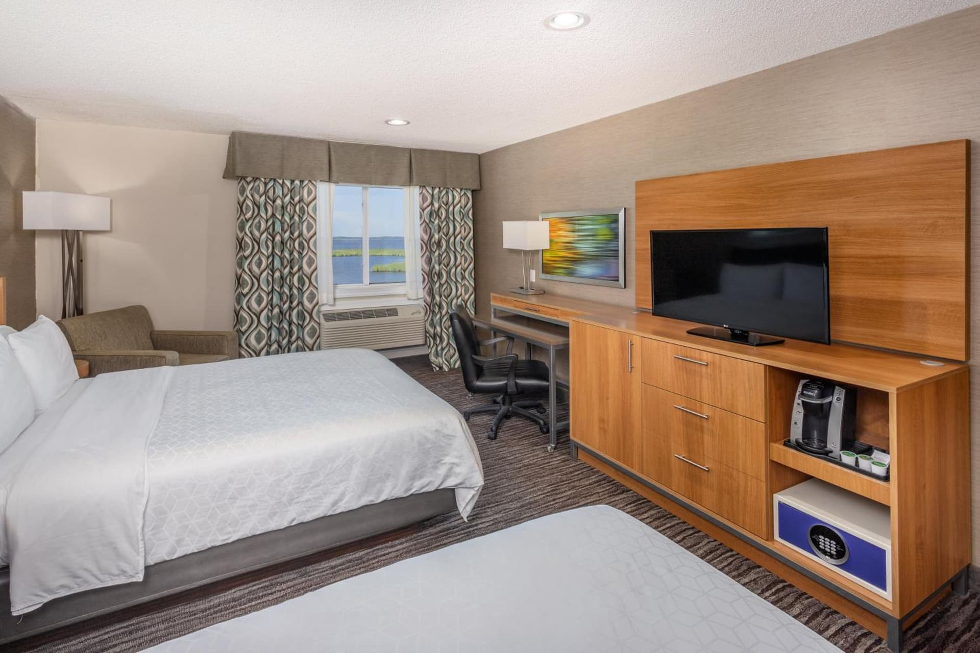 Holiday Inn Express Annapolis East-Kent Island by IHG property views in Grasonville, MD — gallery photo 3