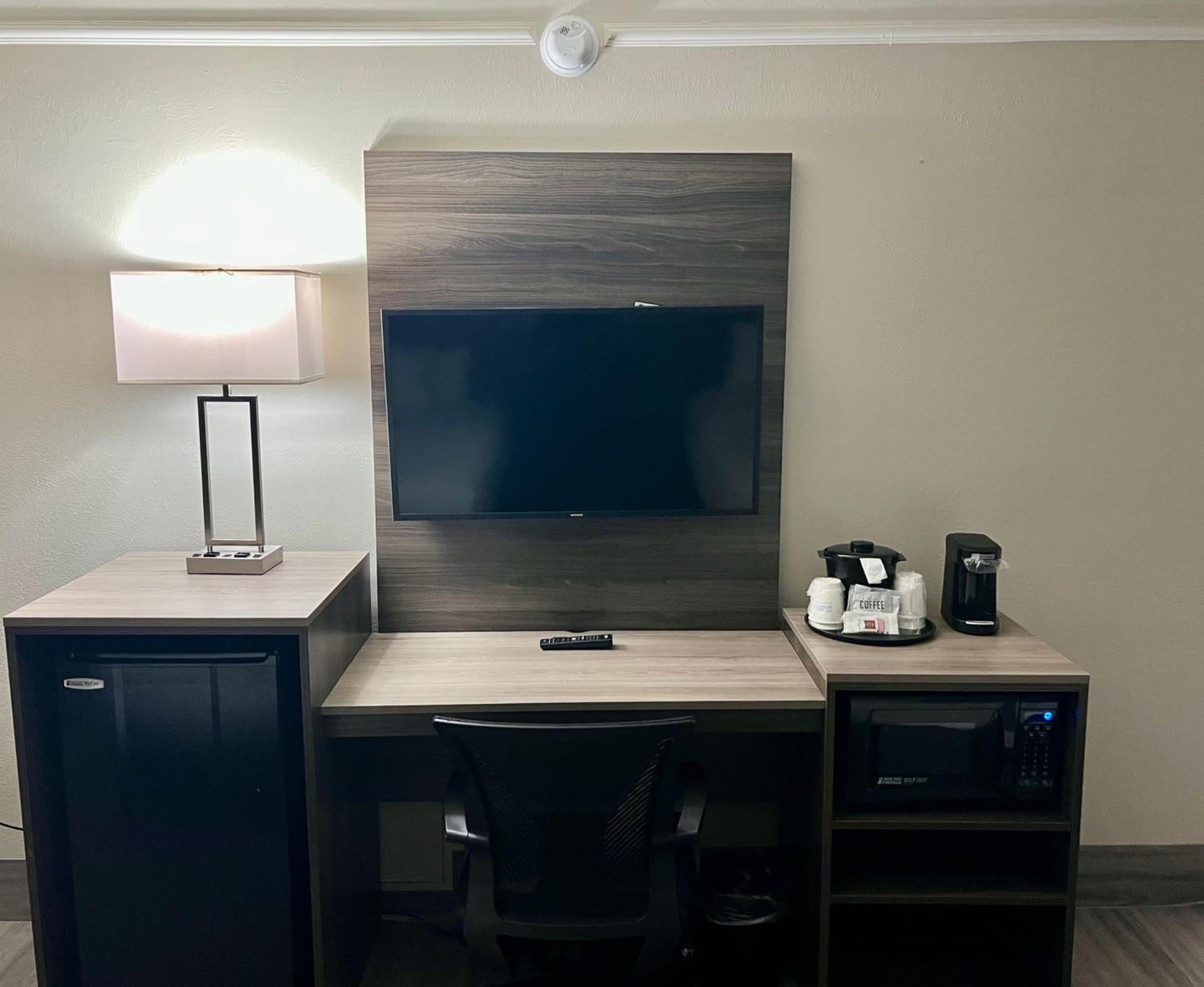 La Quinta Inn by Wyndham El Paso East Lomaland gallery photo in El Paso, TX — image 13