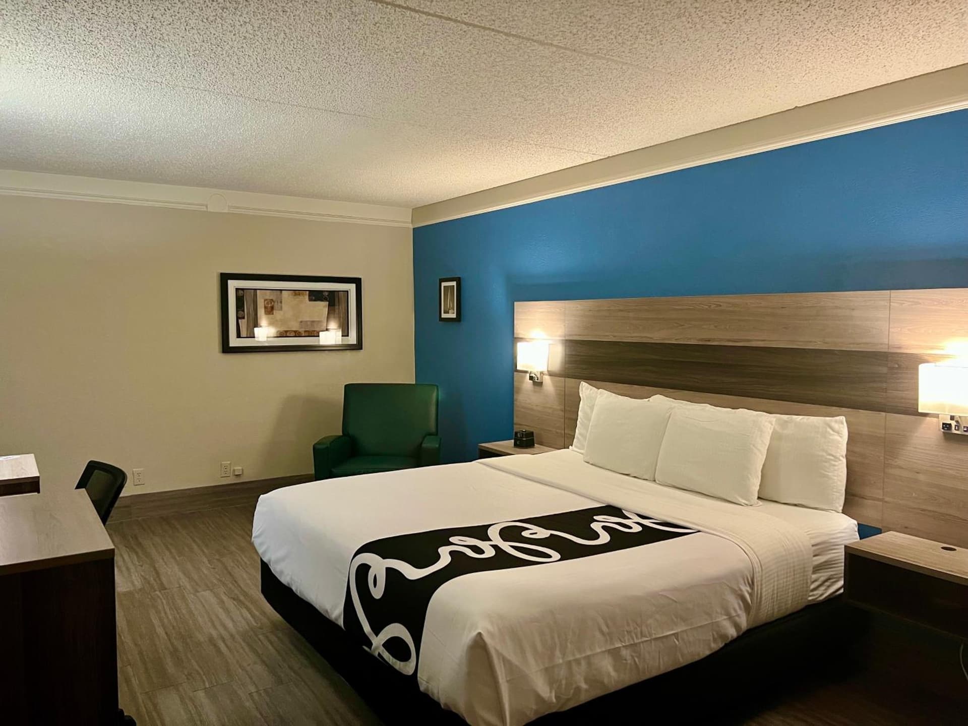 La Quinta Inn by Wyndham El Paso East Lomaland gallery photo in El Paso, TX — image 4
