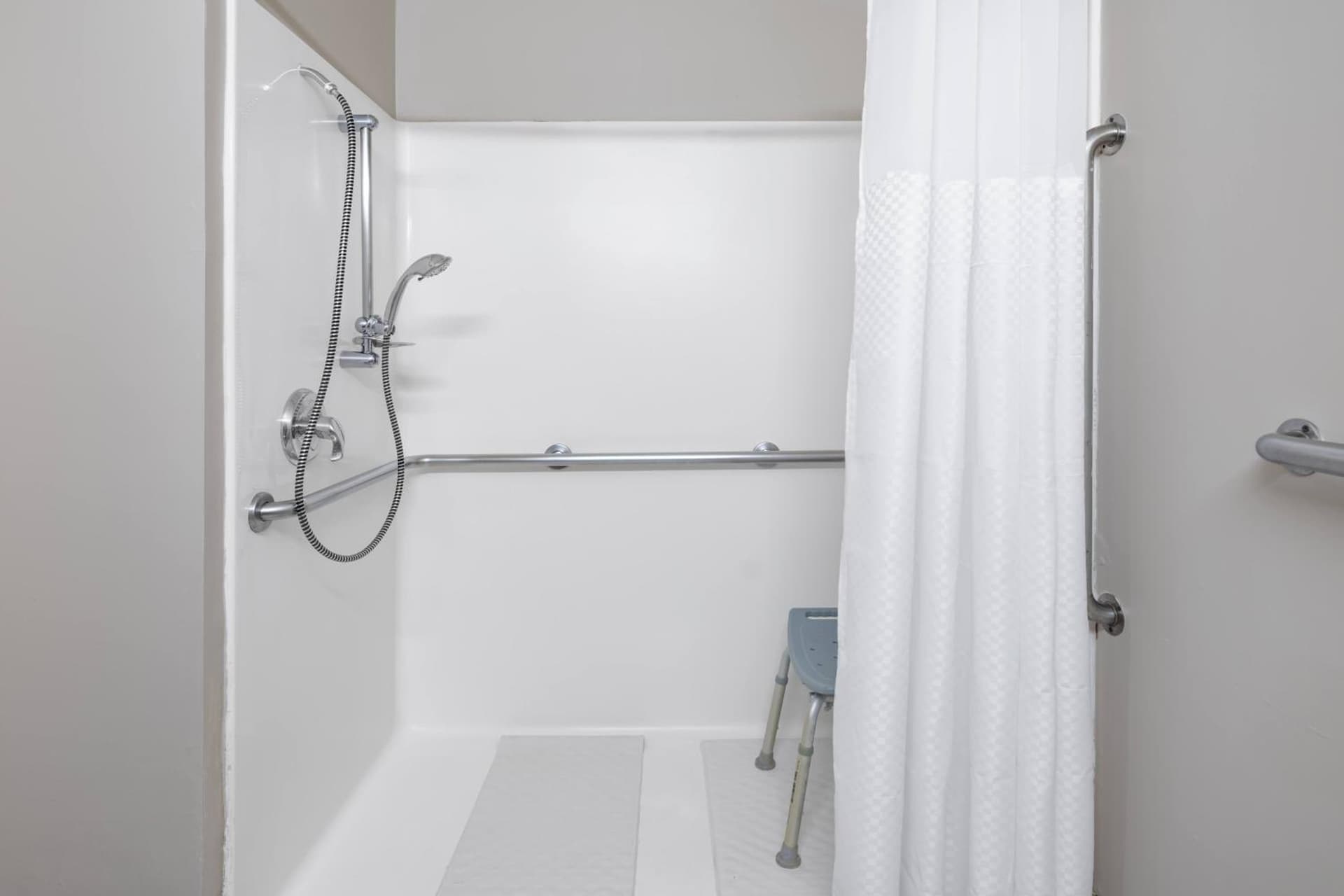 Baymont by Wyndham Gurnee gallery photo in Gurnee, IL — image 14