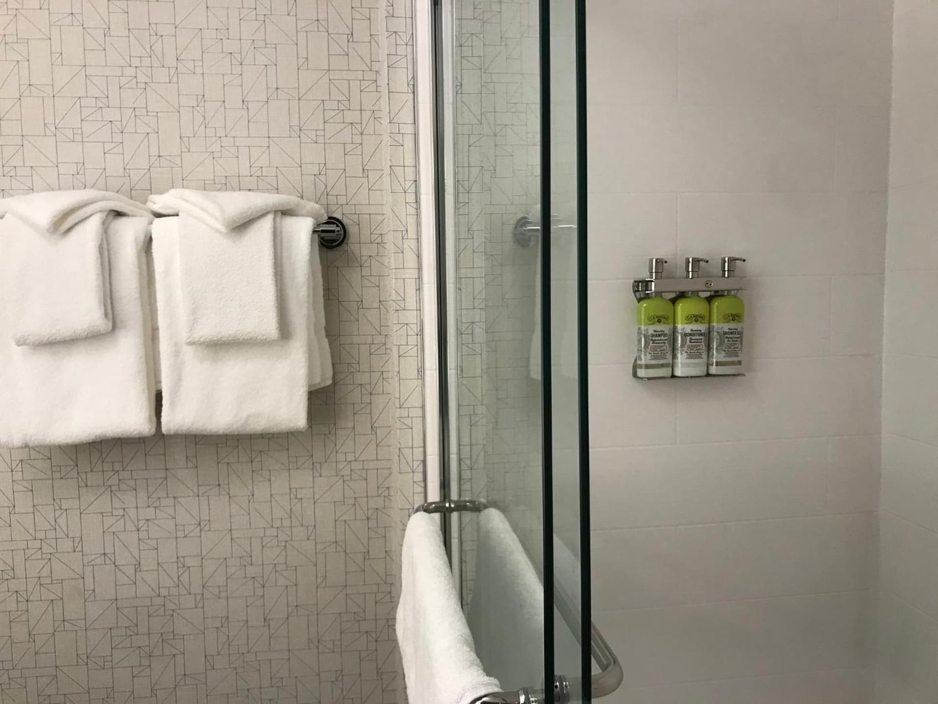 Holiday Inn Express & Suites - Phoenix - Airport North by IHG gallery photo in Phoenix, AZ — image 25