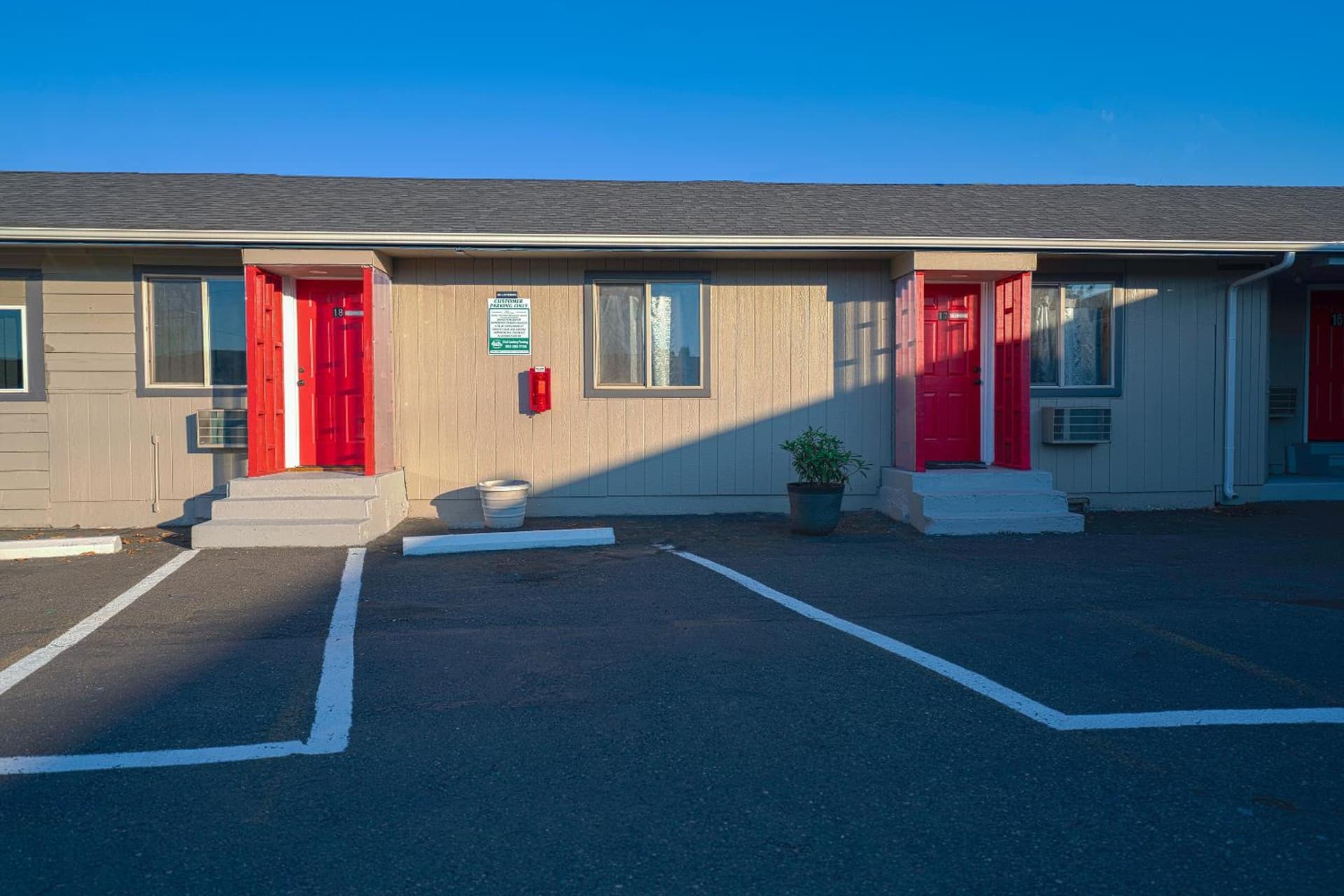 OYO Hotel Portland OR near Airport gallery photo in Gresham, OR — image 69
