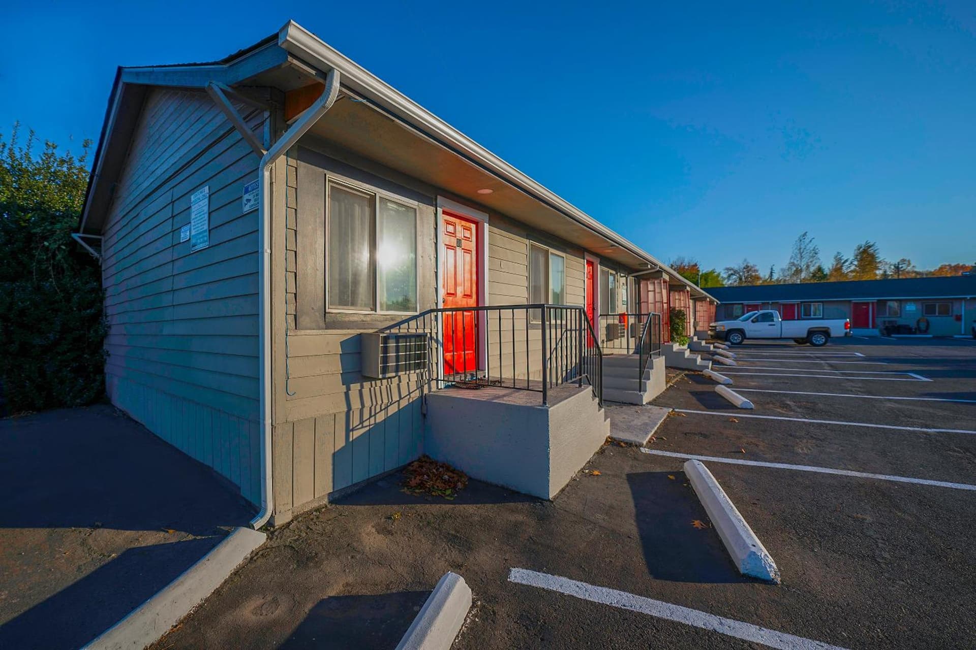 OYO Hotel Portland OR near Airport gallery photo in Gresham, OR — image 42