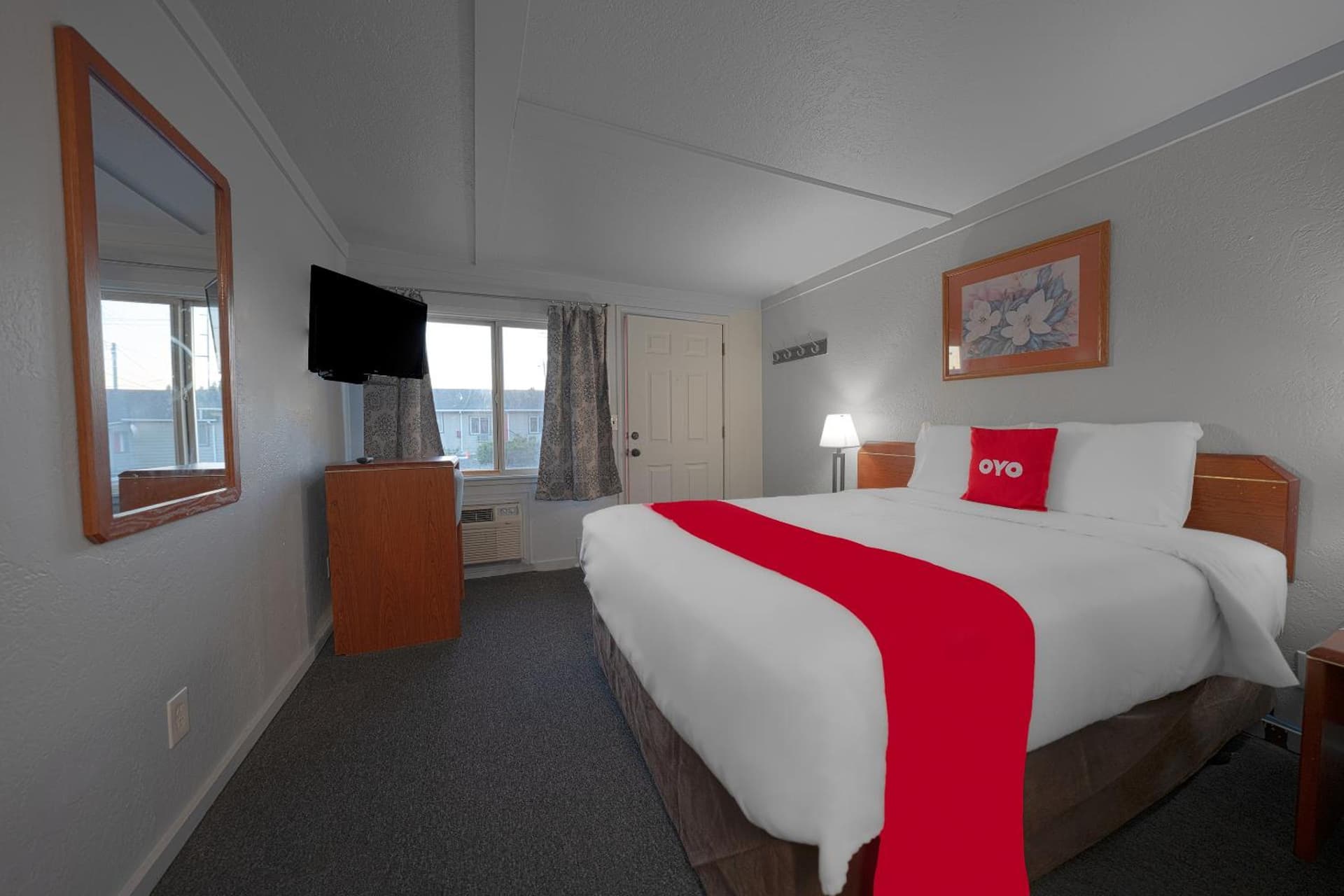 OYO Hotel Portland OR near Airport gallery photo in Gresham, OR — image 46