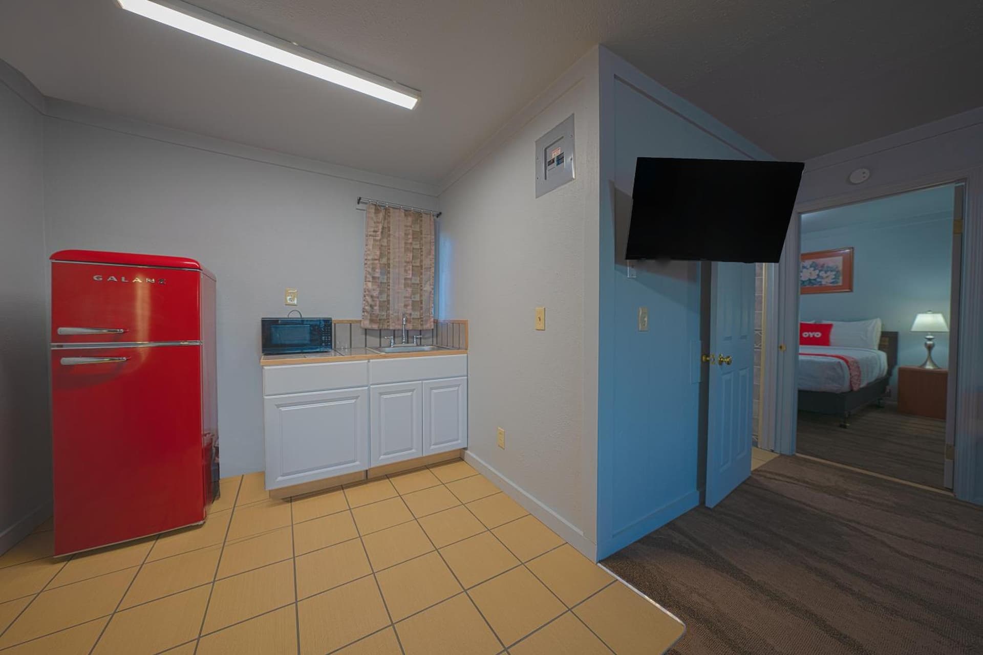 OYO Hotel Portland OR near Airport gallery photo in Gresham, OR — image 32