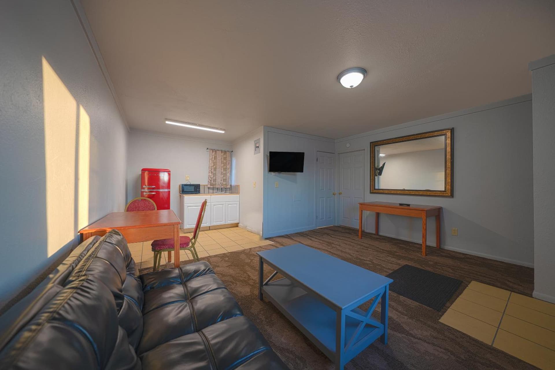 OYO Hotel Portland OR near Airport gallery photo in Gresham, OR — image 59