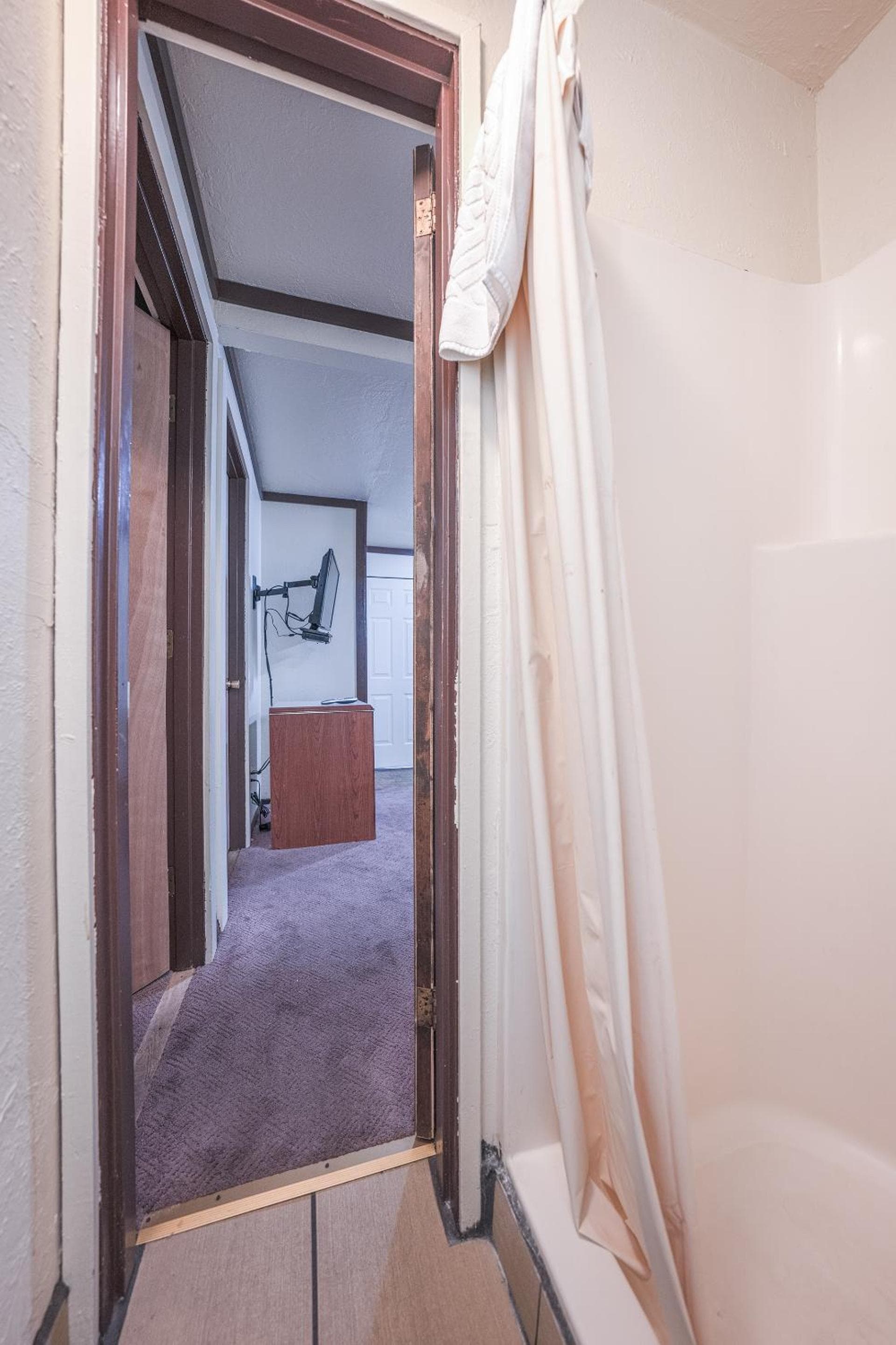 OYO Hotel Portland OR near Airport gallery photo in Gresham, OR — image 12