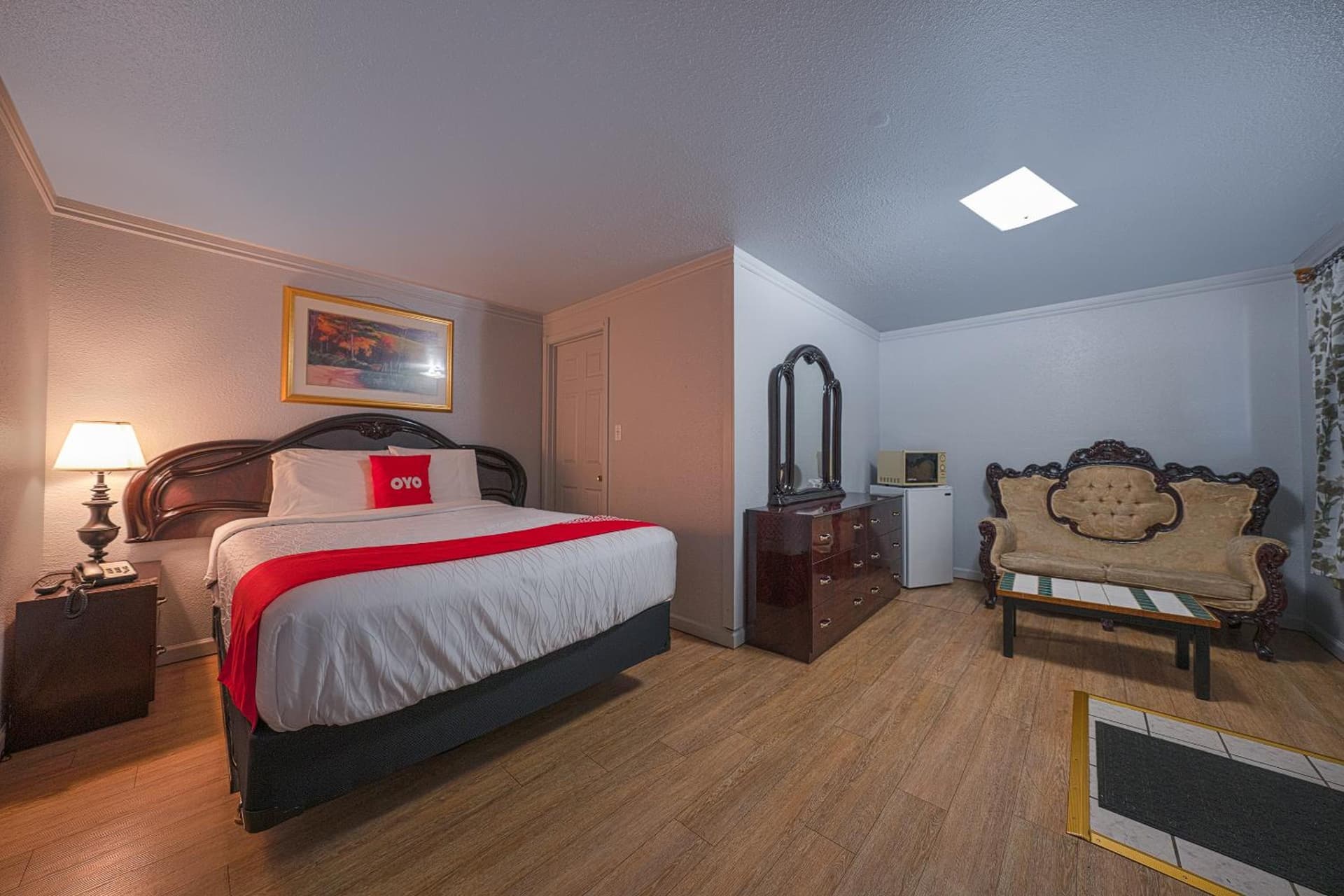OYO Hotel Portland OR near Airport gallery photo in Gresham, OR — image 26