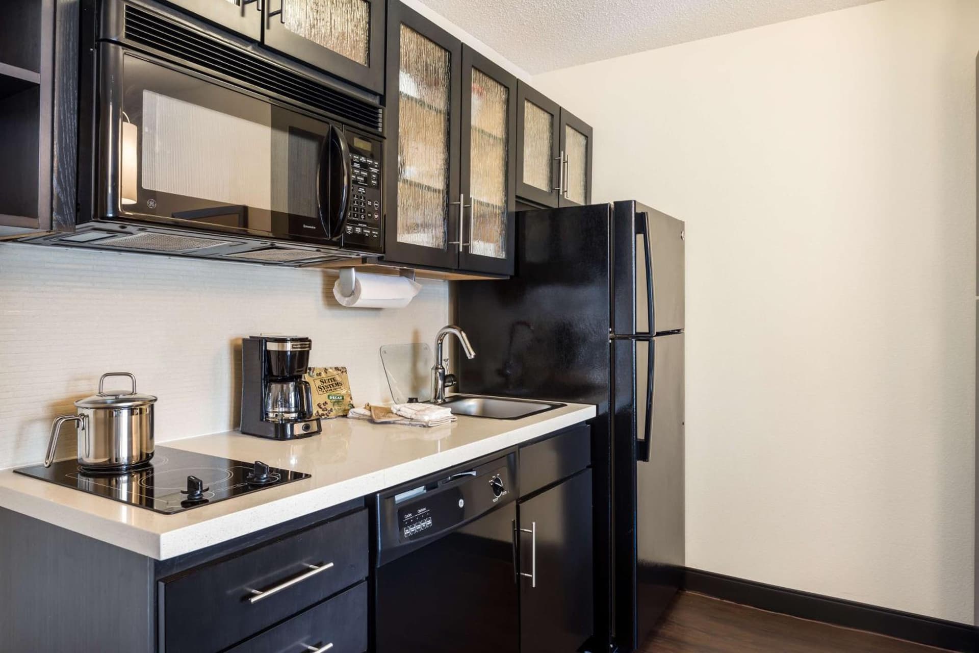 Sonesta Simply Suites Detroit Ann Arbor gallery photo in Ann Arbor, MI — image 31