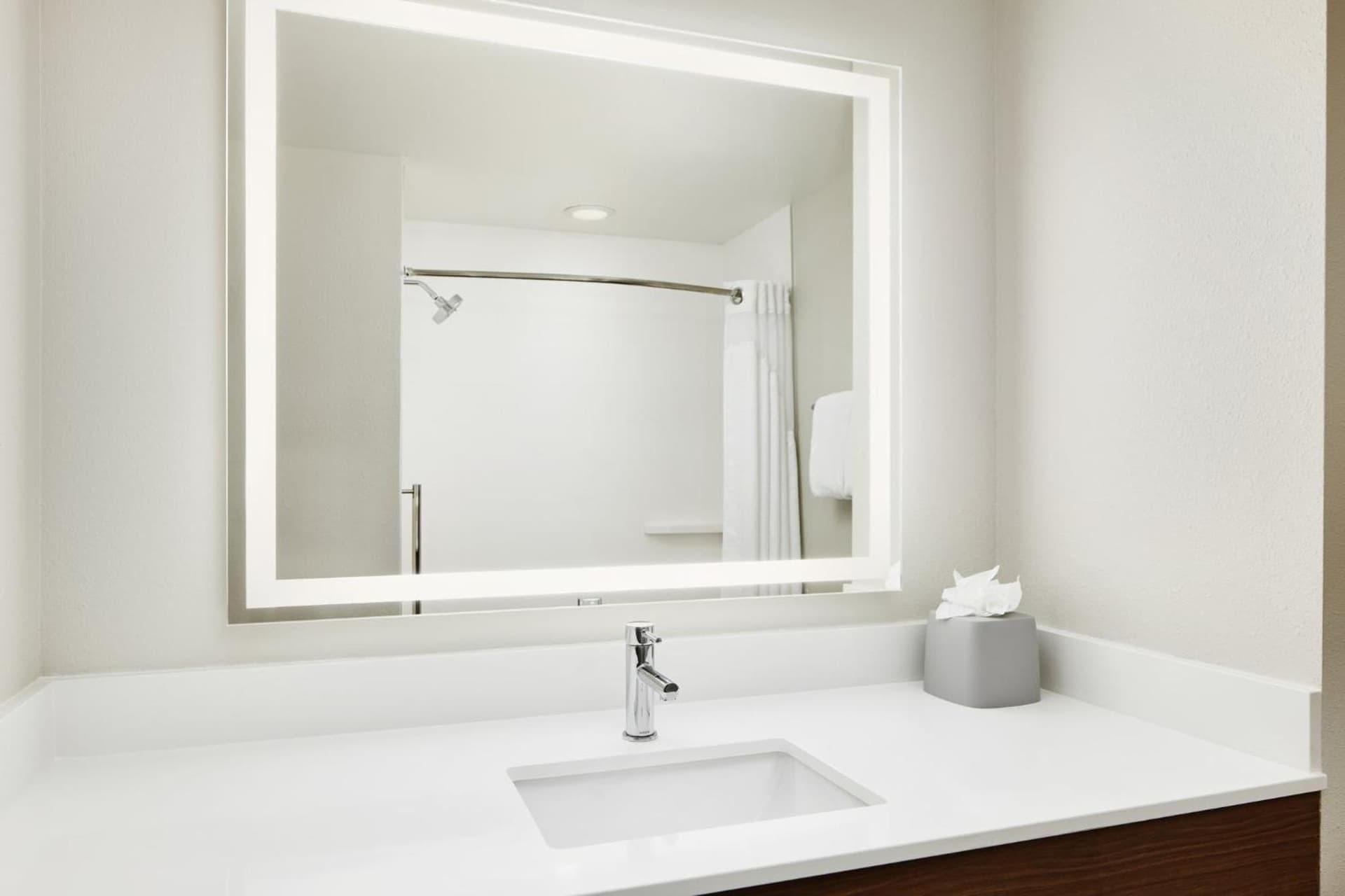 Holiday Inn Express Hotel & Suites Port St. Lucie West by IHG gallery photo in Port Saint Lucie, FL — image 68