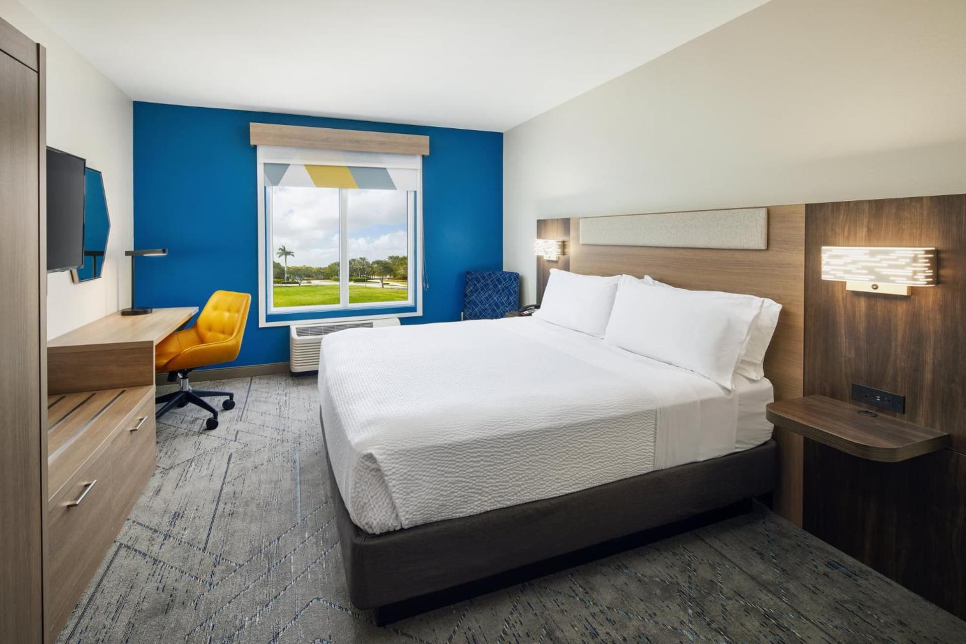 Holiday Inn Express Hotel & Suites Port St. Lucie West by IHG gallery photo in Port Saint Lucie, FL — image 22
