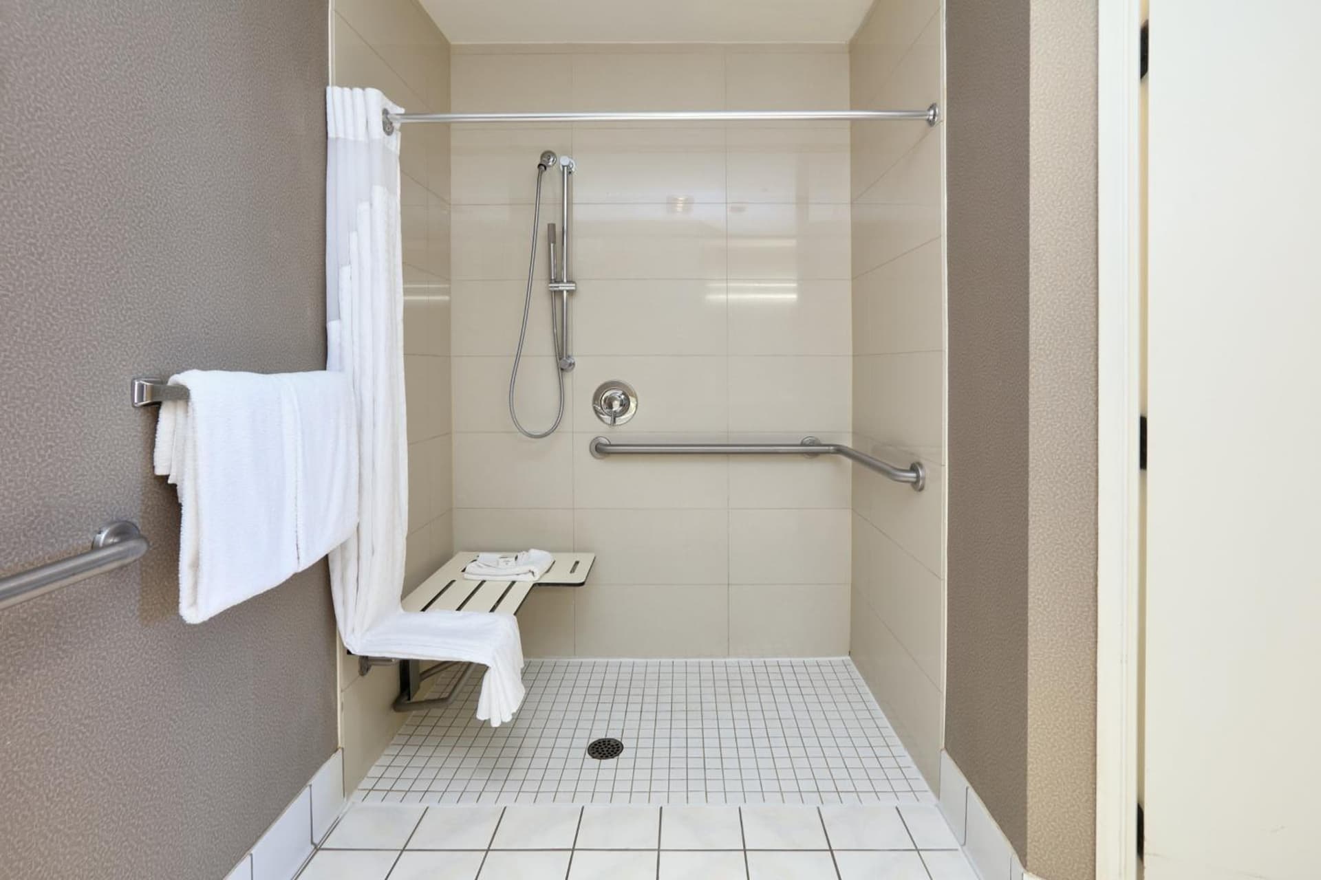 Homewood Suites by Hilton Santa Maria gallery photo in Santa Maria, CA — image 16