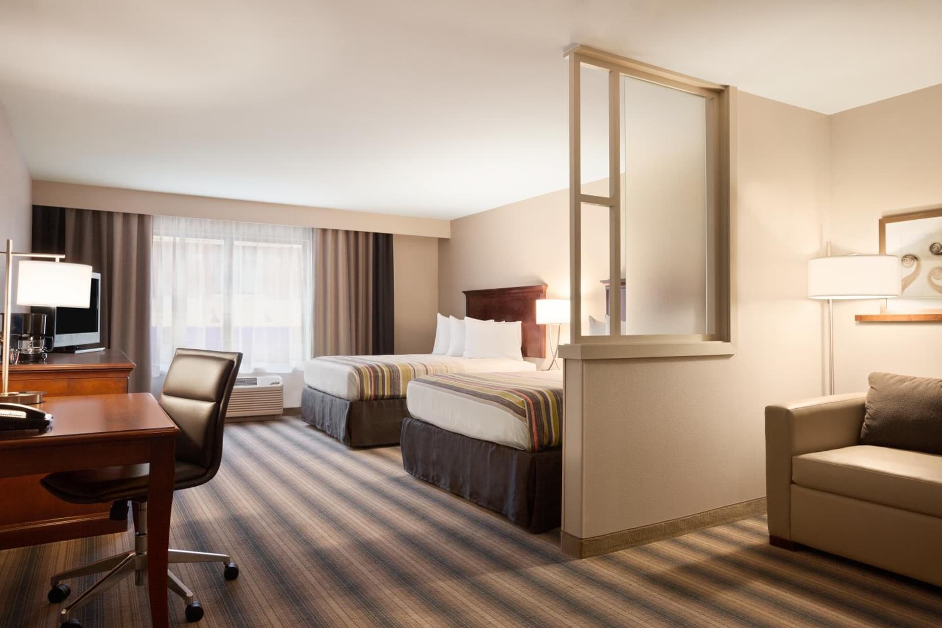 Country Inn & Suites by Radisson Roseville - St Paul gallery photo in Roseville, MN — image 23