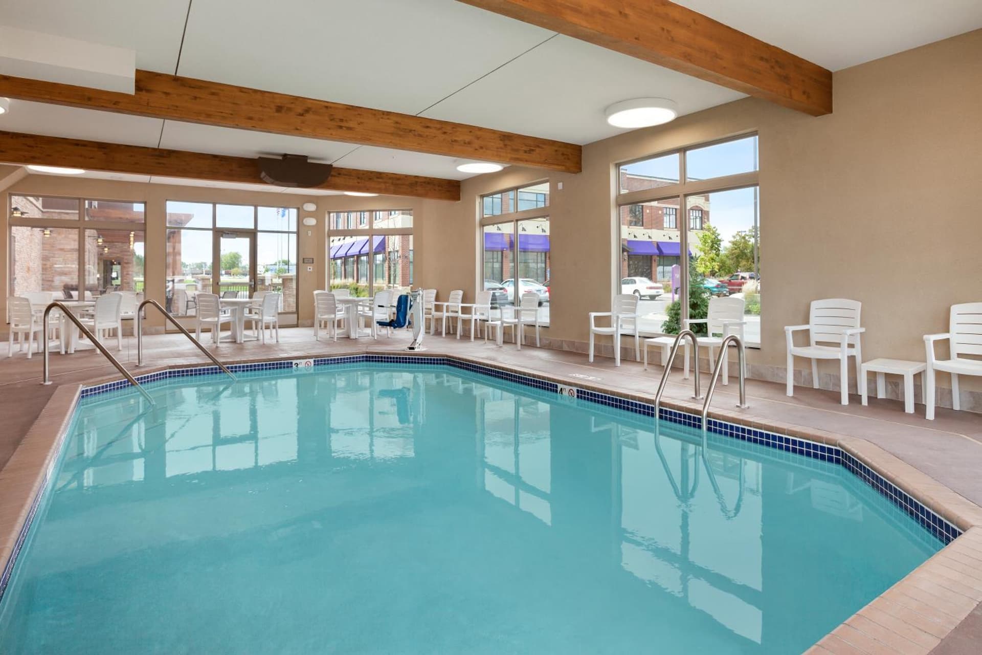 Country Inn & Suites by Radisson Roseville - St Paul gallery photo in Roseville, MN — image 7